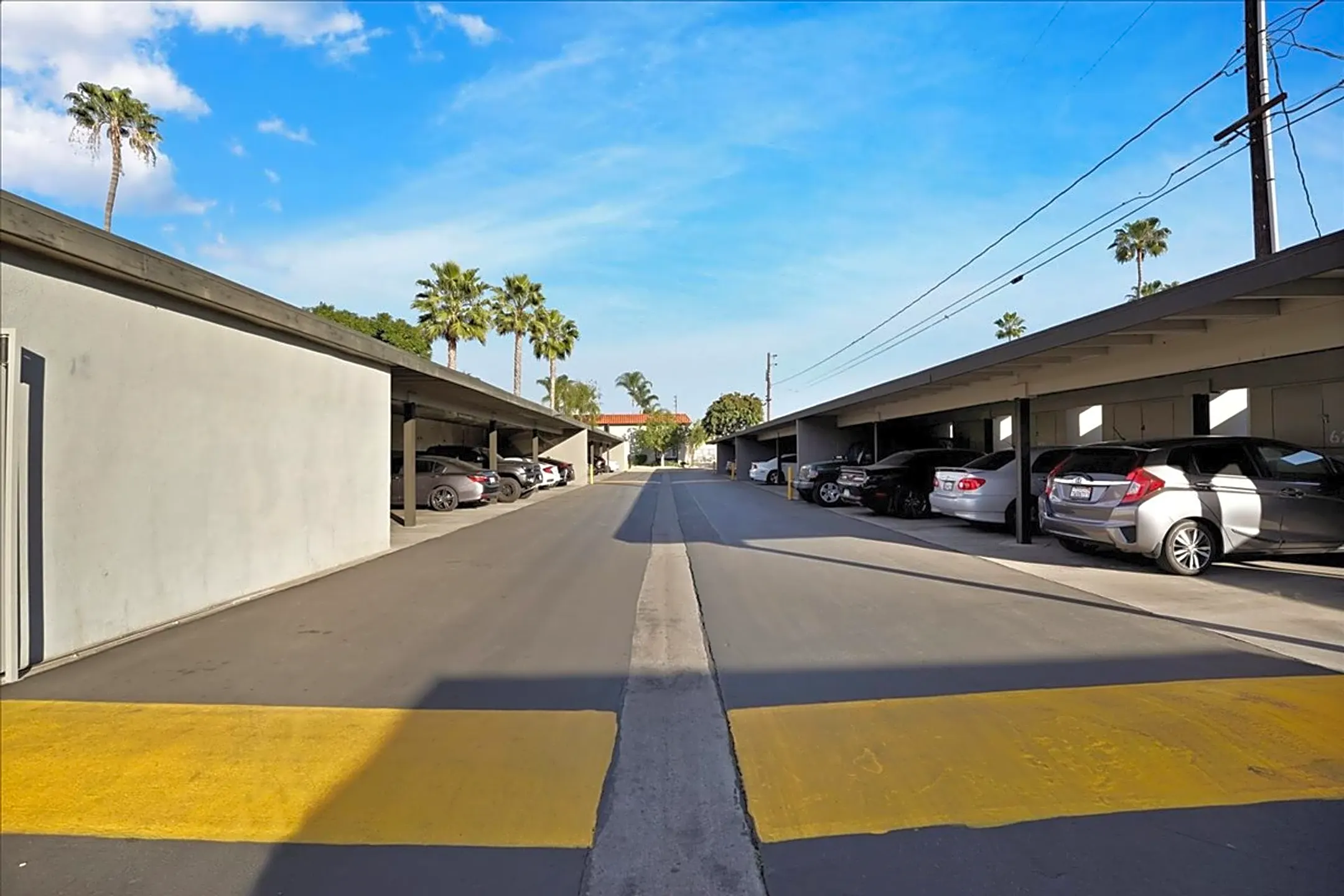 The Courtyards 12401 Studebaker Rd Norwalk, CA Apartments for Rent