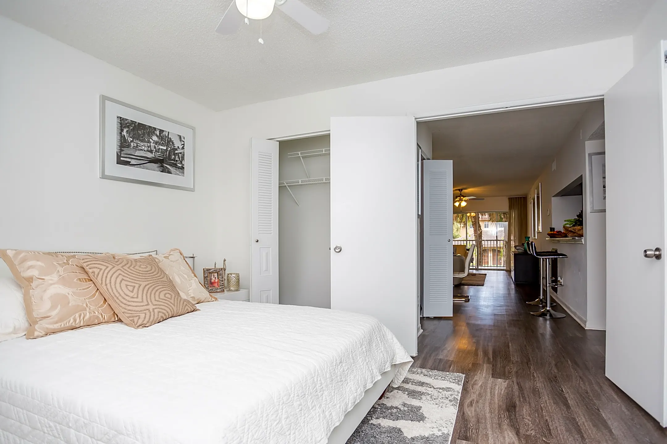 Valencia at Doral 10000 NW 45th Ter Doral, FL Apartments for Rent