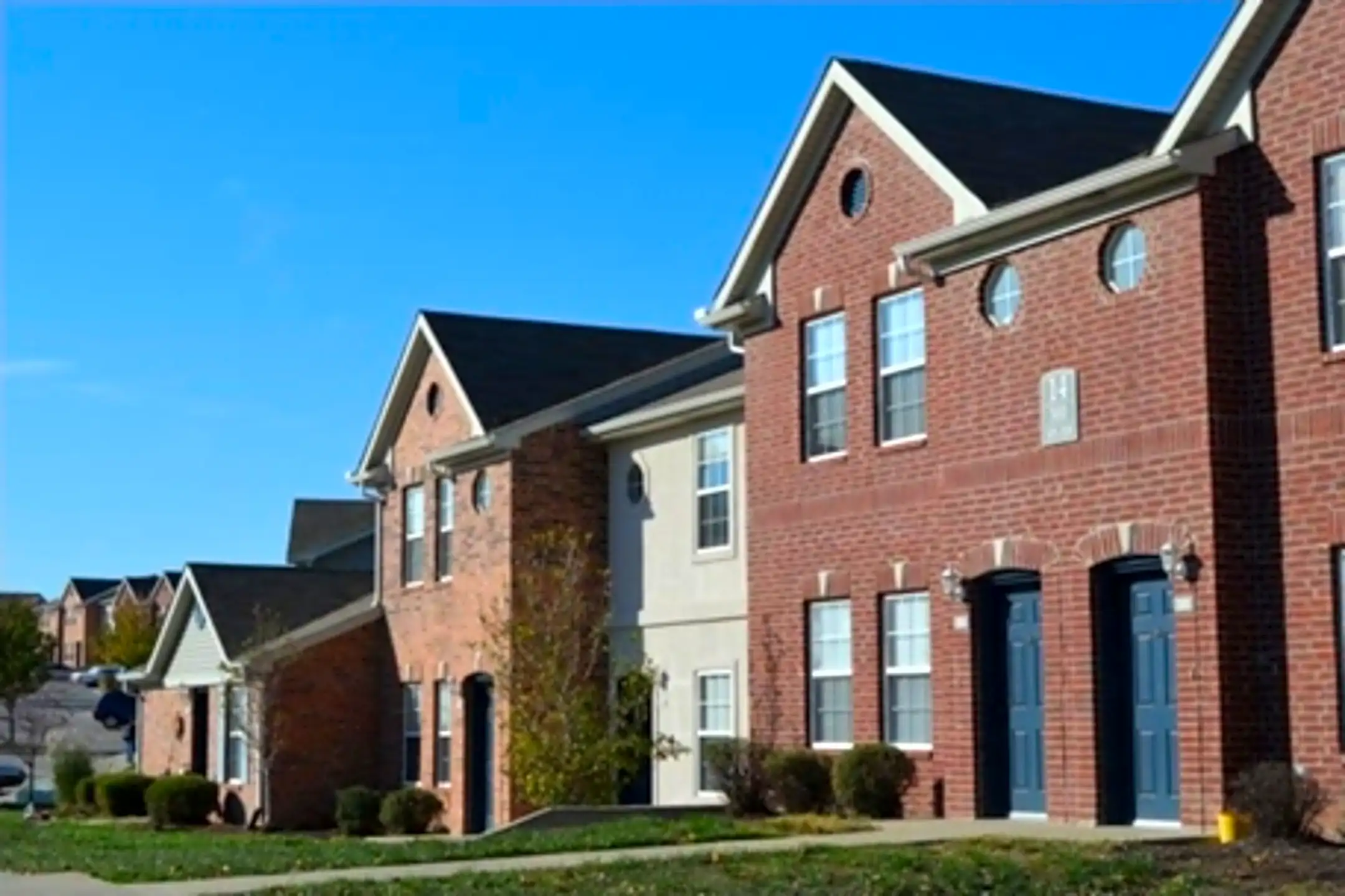 Lansing Heights Townhomes Lansing, KS 66043