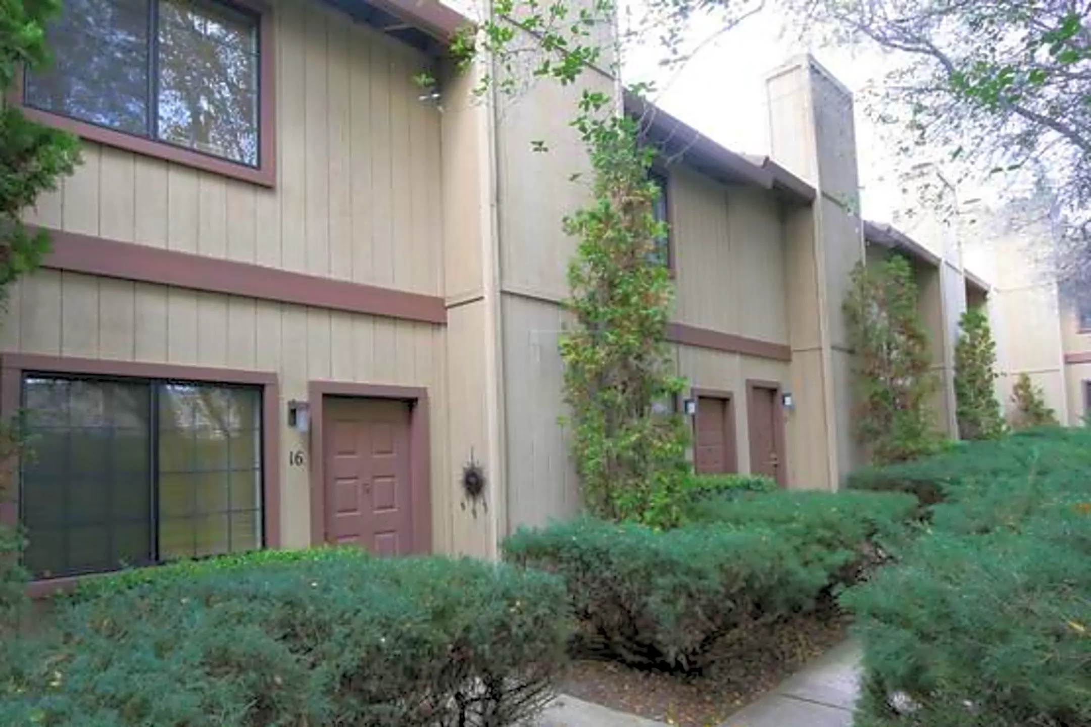 Almond Grove Apartments Fair Oaks, CA 95628