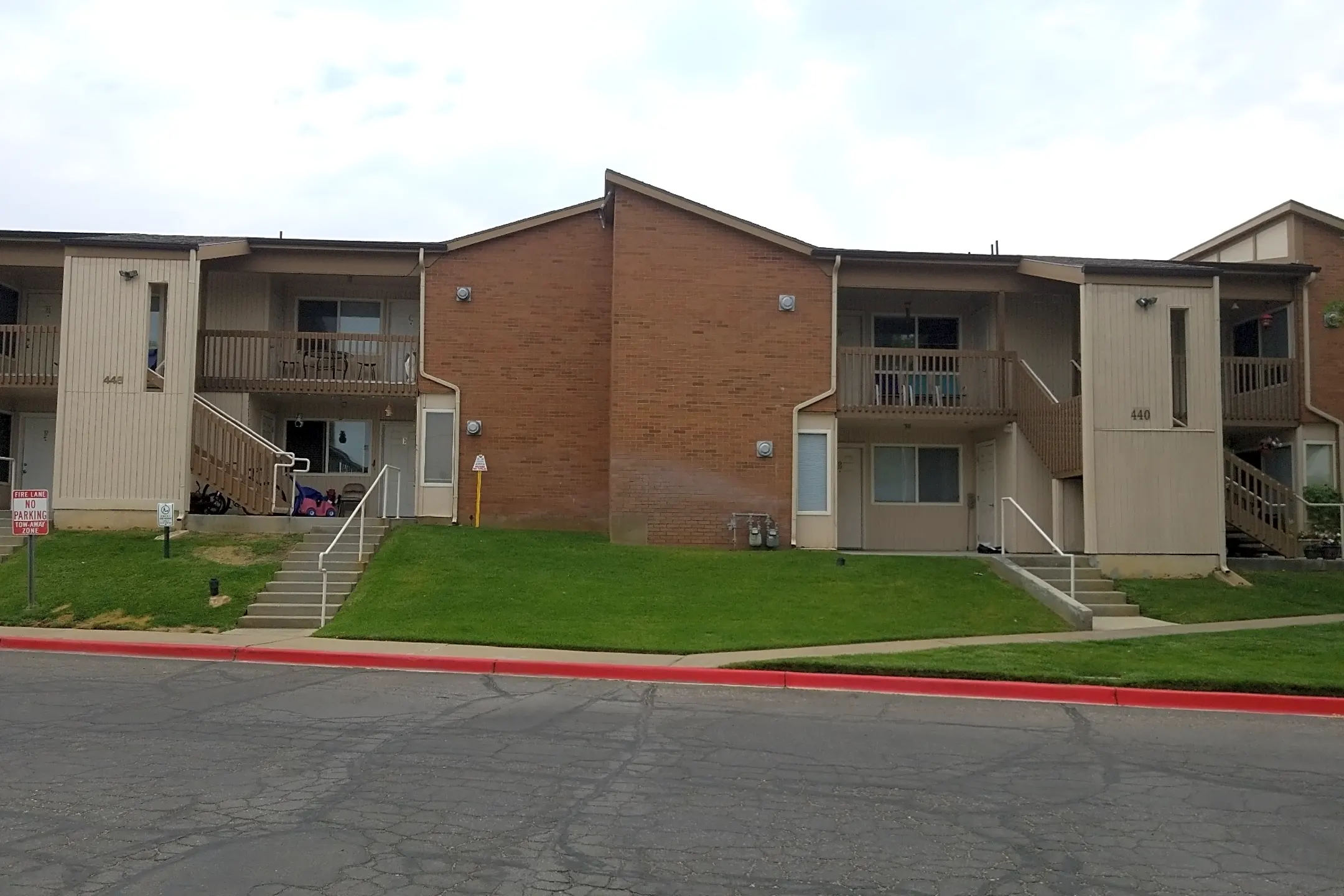 Pool - Clearfield Hills Apartments - Clearfield, UT