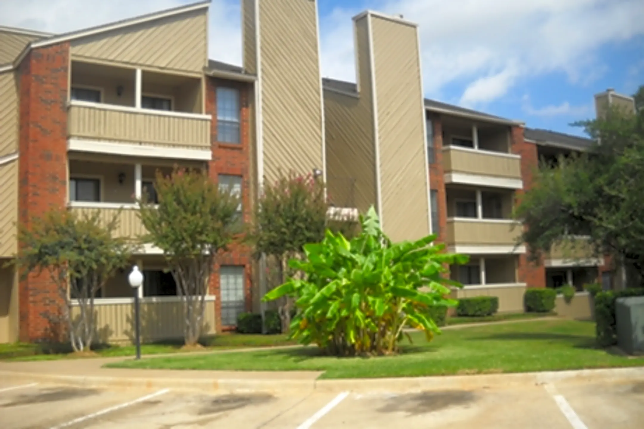 Walnut Ridge Arlington, TX 76006