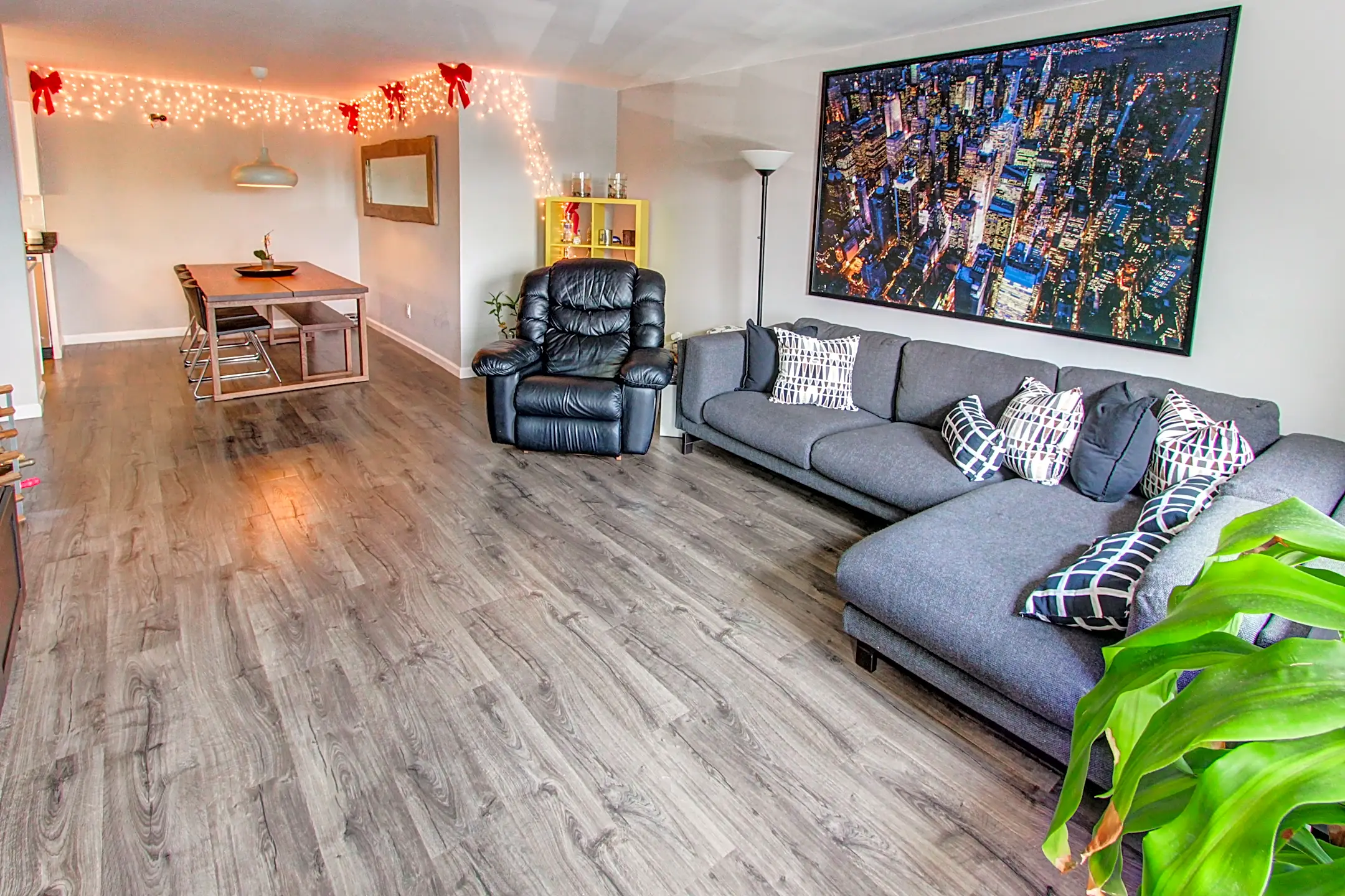 Shakespeare Apartments 490 Sherwood Pl Stratford, CT Apartments for