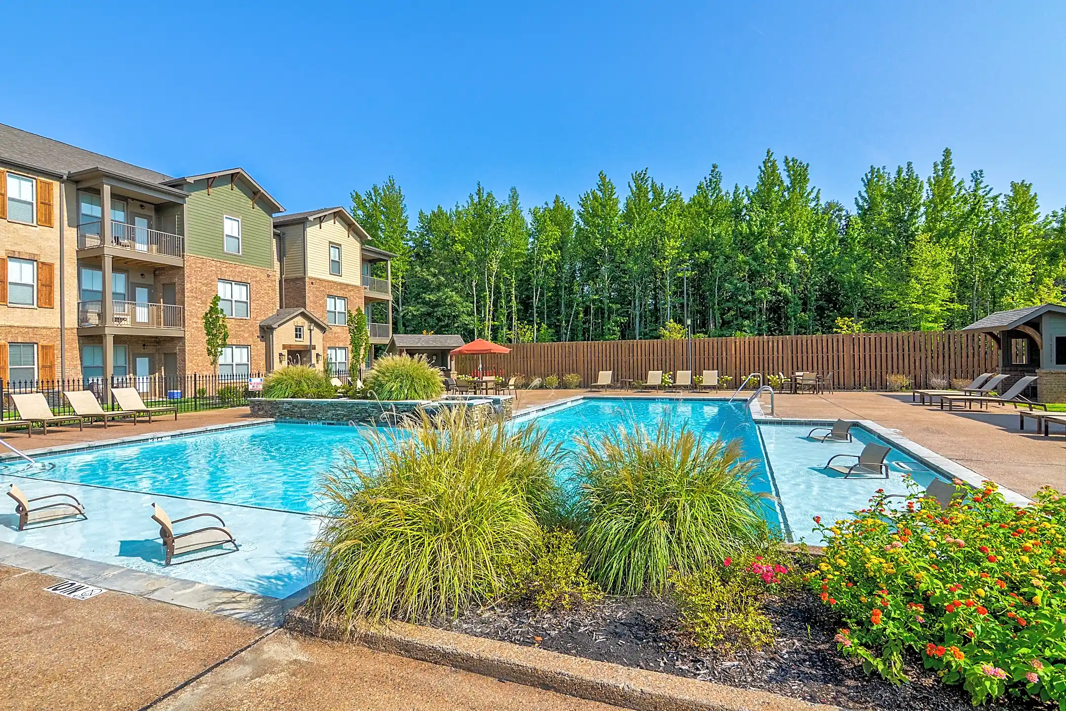 Hall Creek at Arlington 11926 Ambassador Ln S Arlington, TN