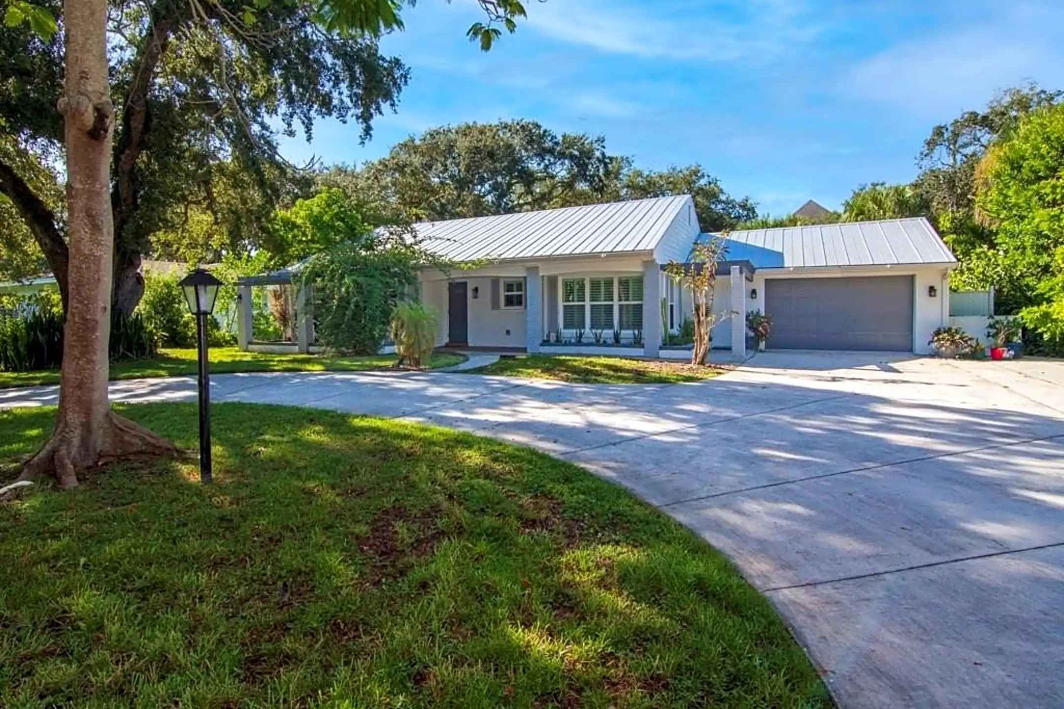 Building - 812 Flamevine Ln - Vero Beach, FL