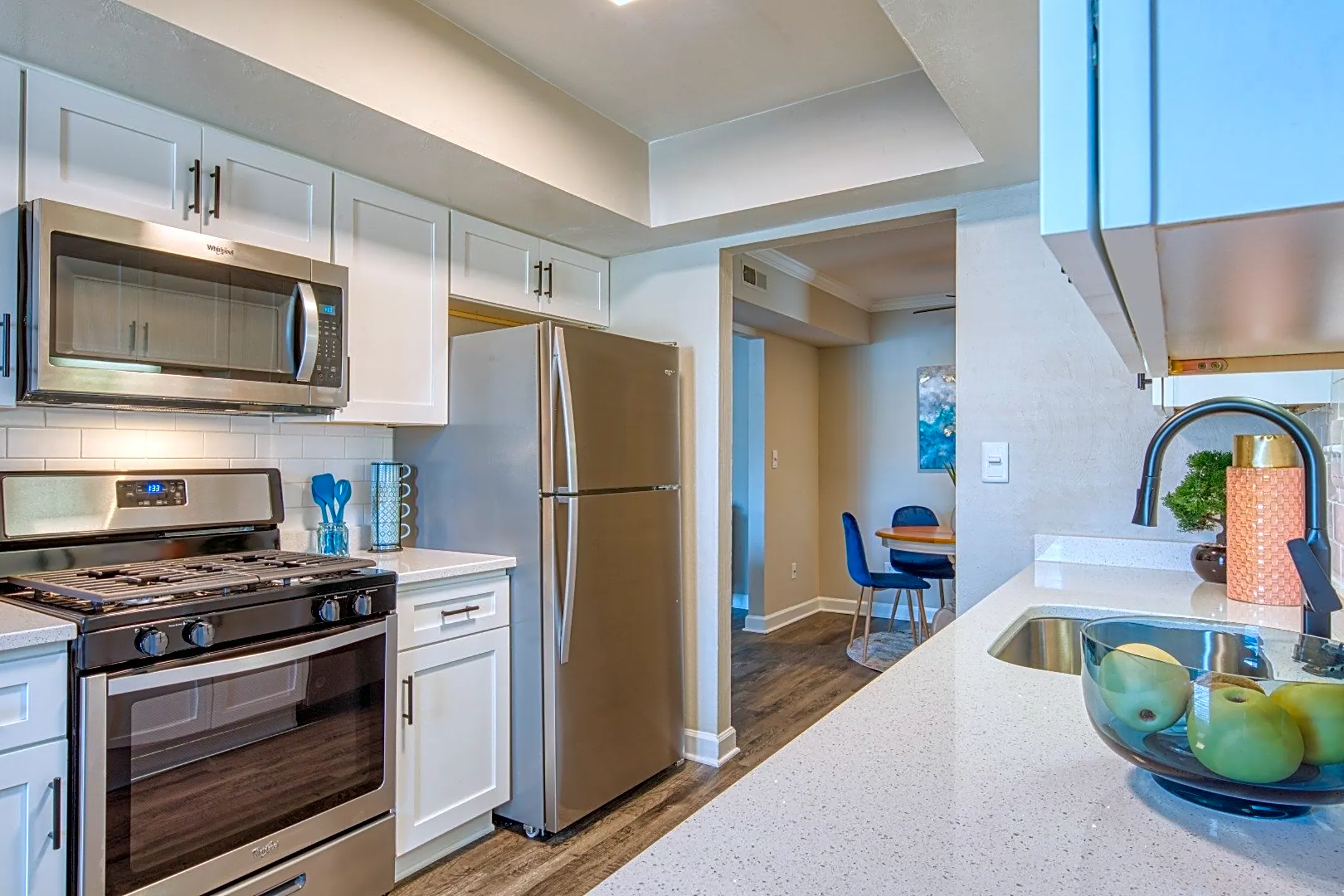 Coastline 631 Lake Edward Dr Virginia Beach, VA Apartments for Rent