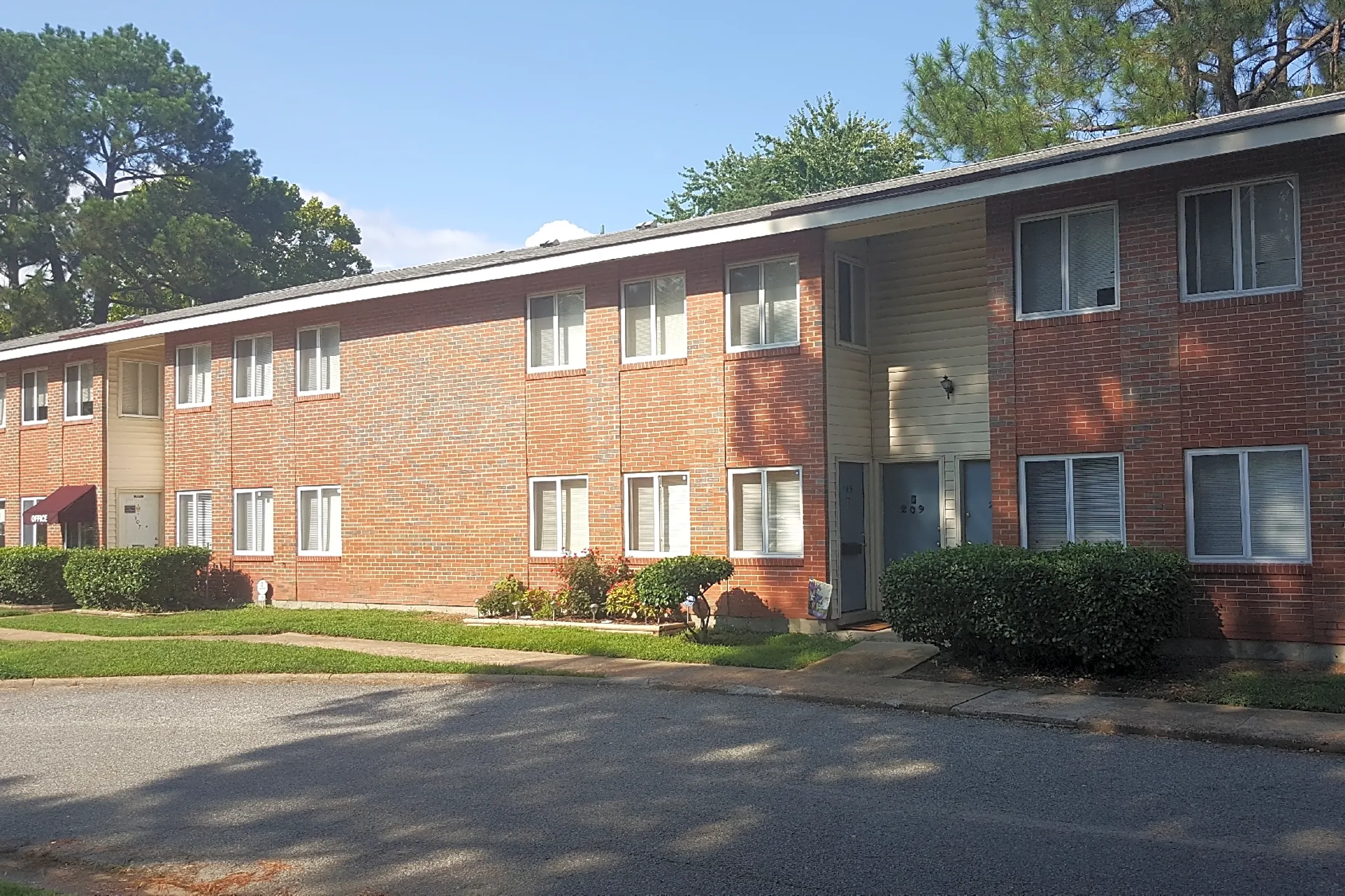 Deer Park - 11430 Jefferson Ave | Newport News, VA Apartments for Rent ...