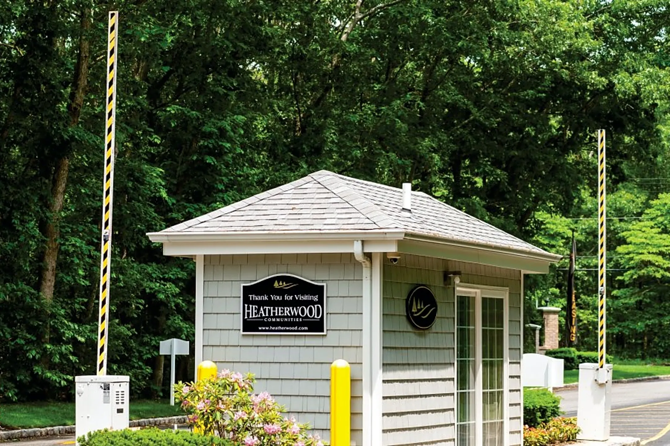 Villas at Pine Hills 162 Wading River Rd Manorville, NY Apartments