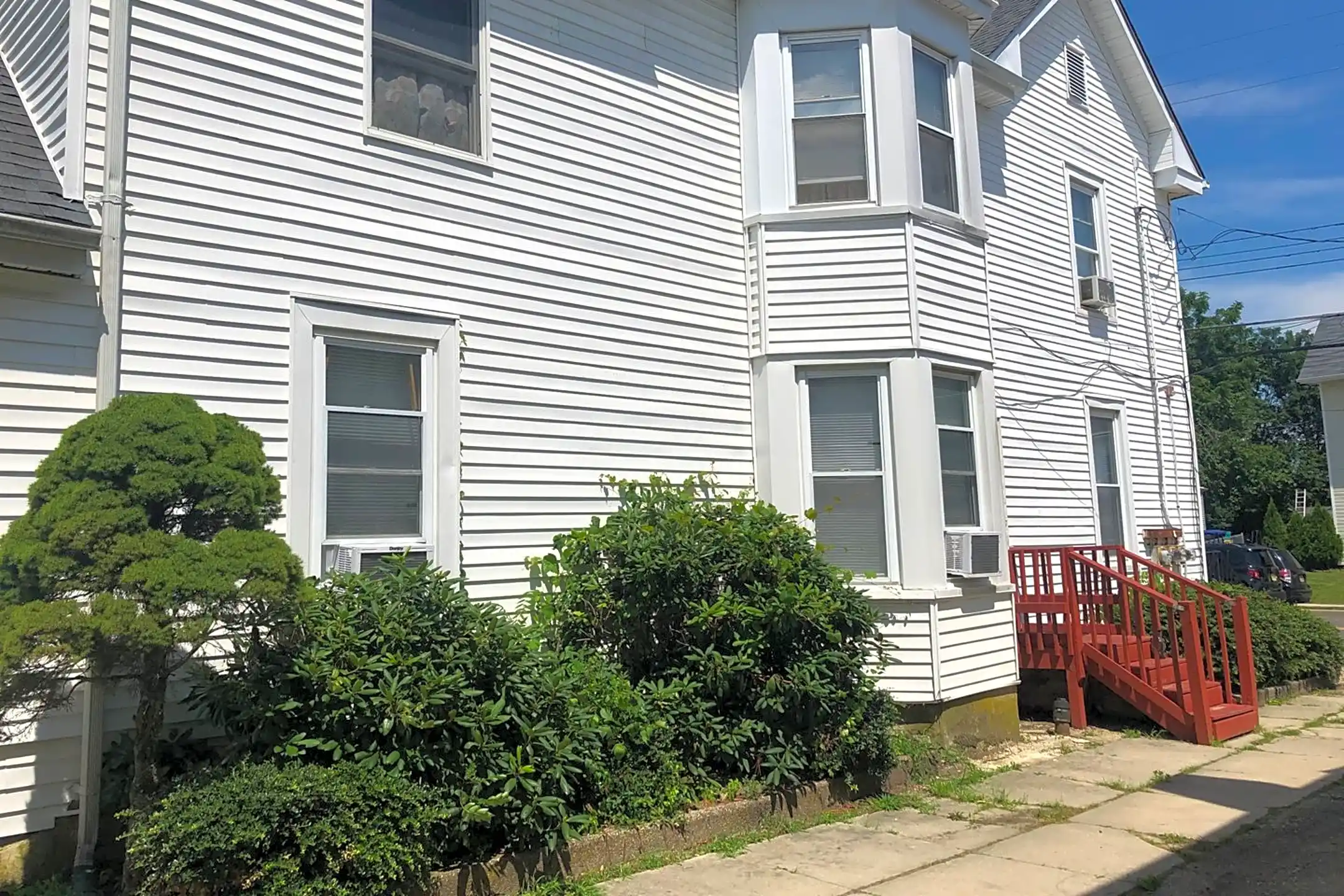38 W Main St 38 W Main St unit 3 Wrightstown, NJ Houses for Rent