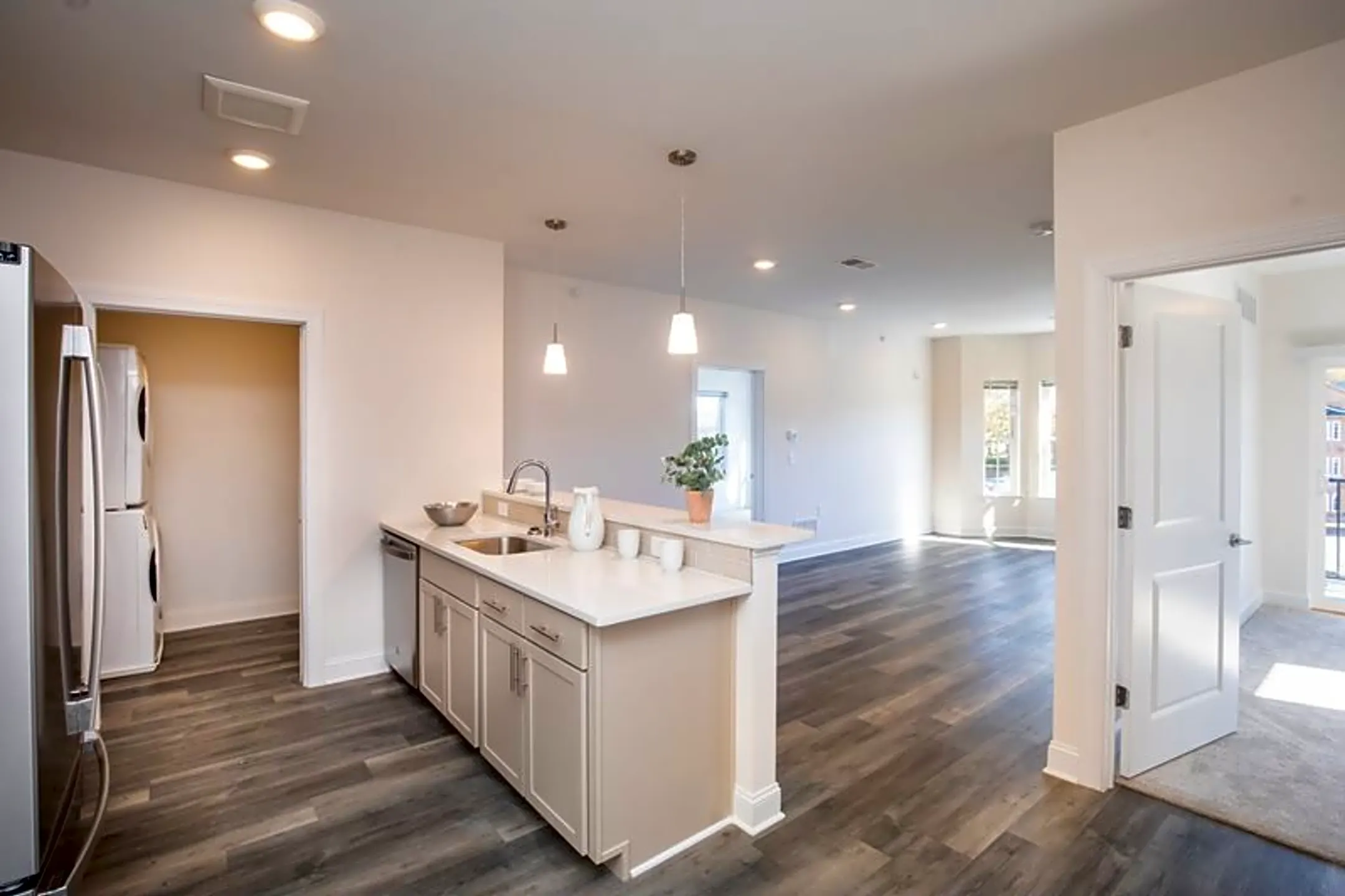 Green Meadows at Pleasant Plains Apartments Toms River, NJ 08755