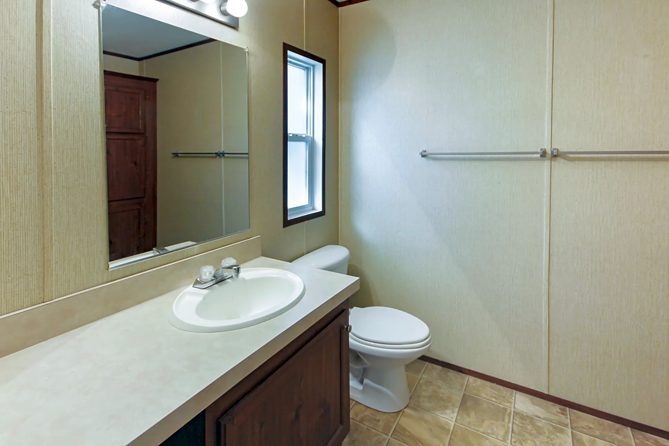 Bathroom - Alpine Meadows - Grand Rapids, MI