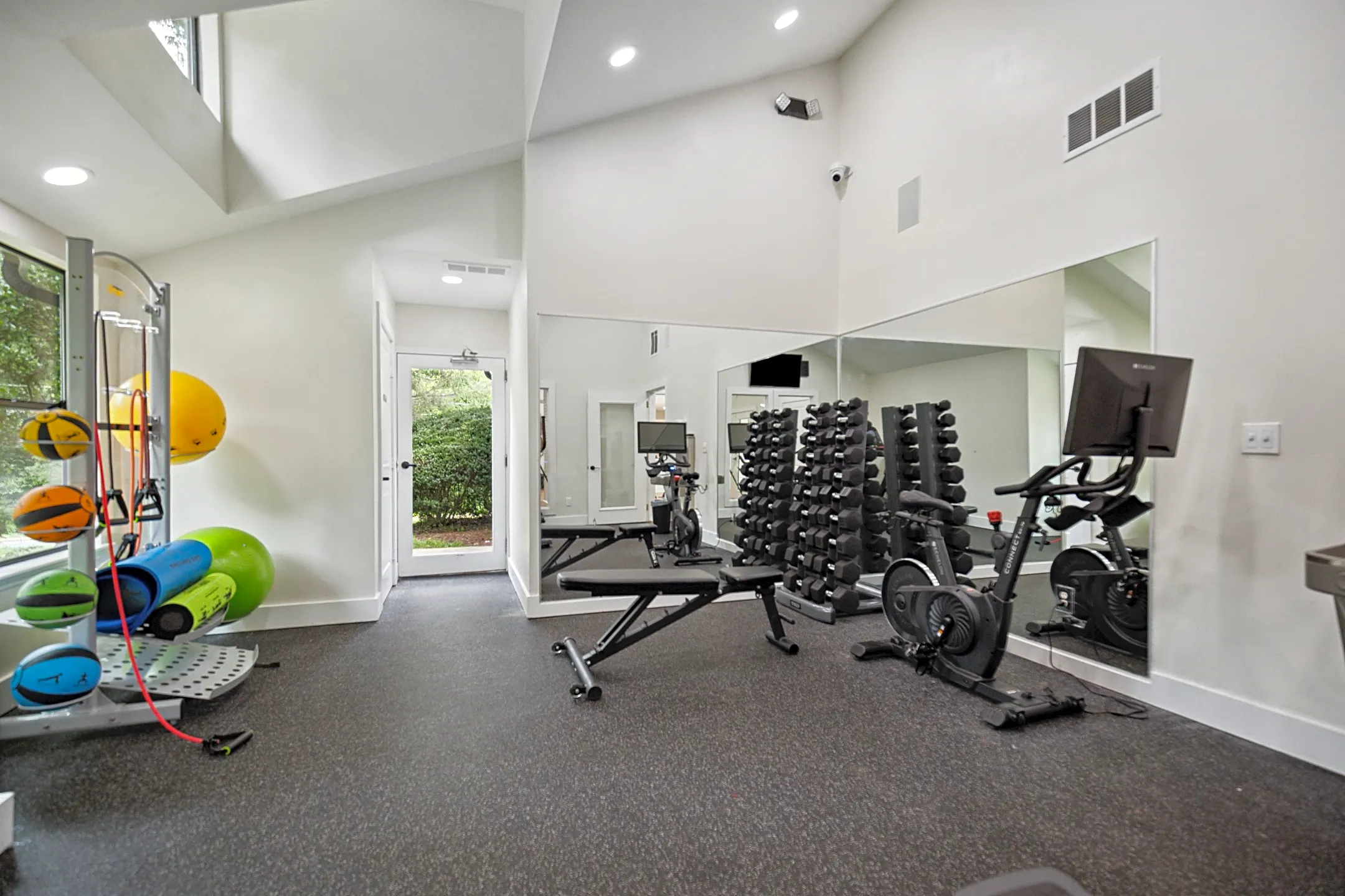 Fitness Weight Room - Wendover River Oaks - Greensboro, NC
