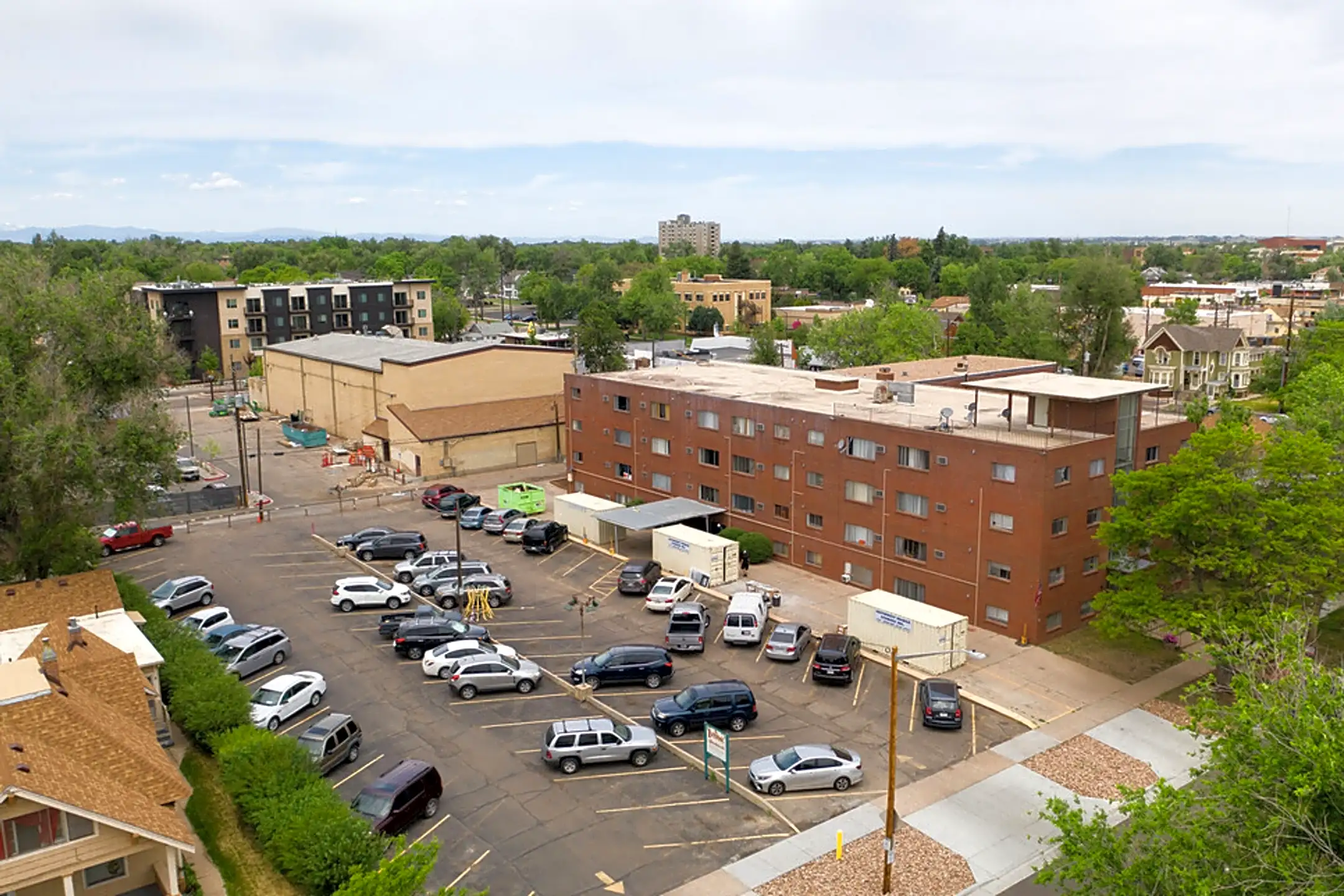 Knight Apartments and Sunlight Townhomes located in historic downtown