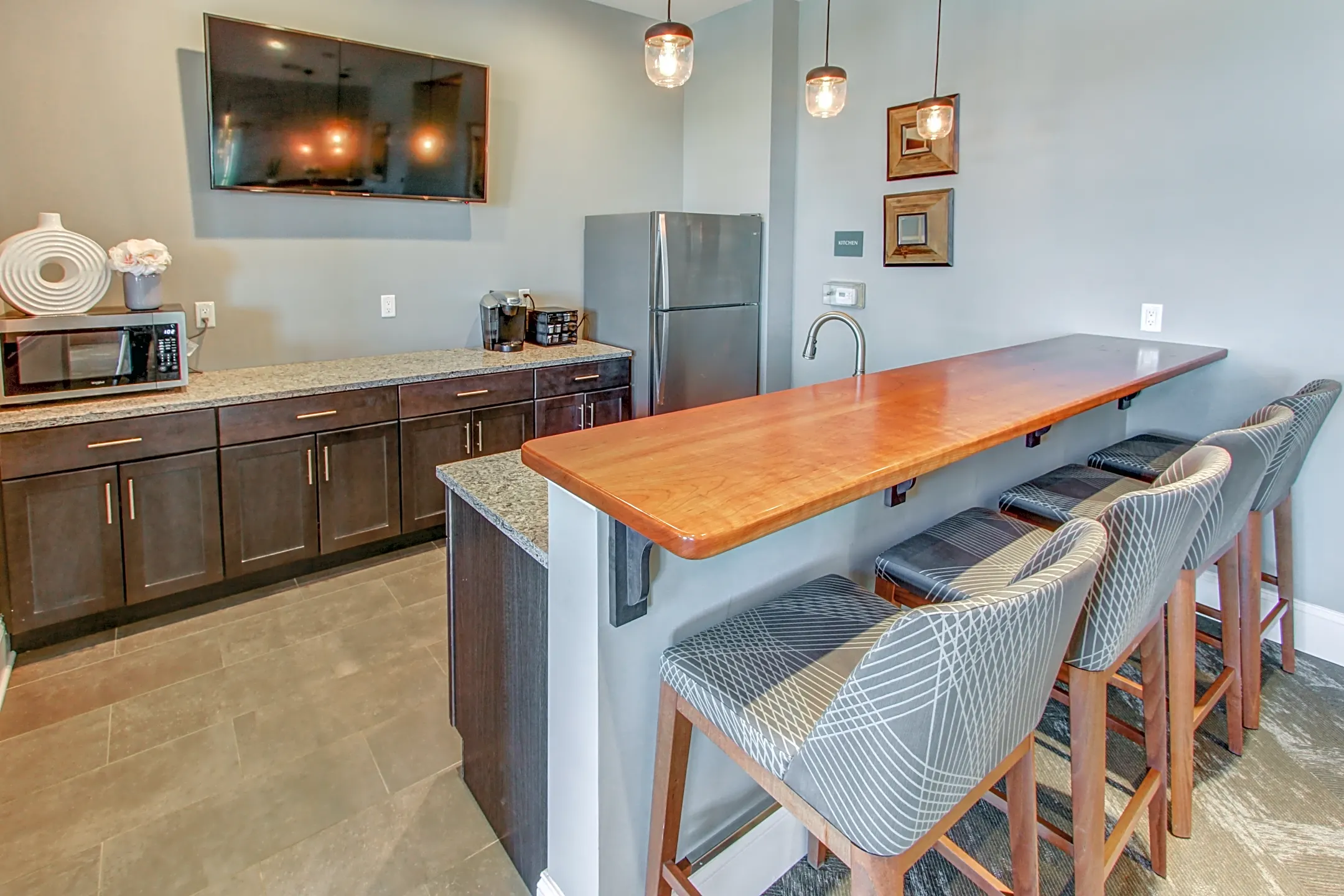 Meadow Ridge Apartments Newburgh, NY 12550