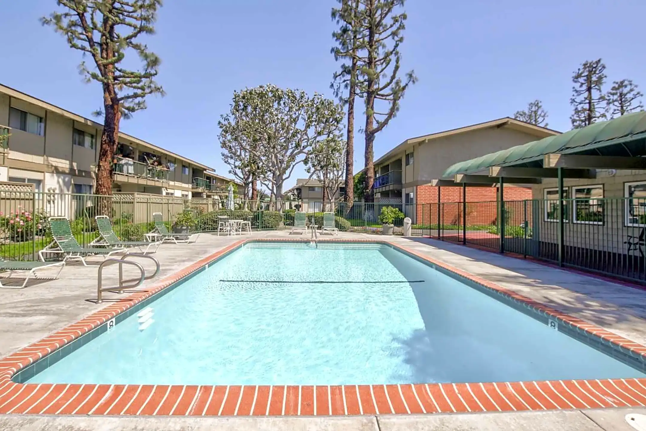 Pool - Garden View - Garden Grove, CA