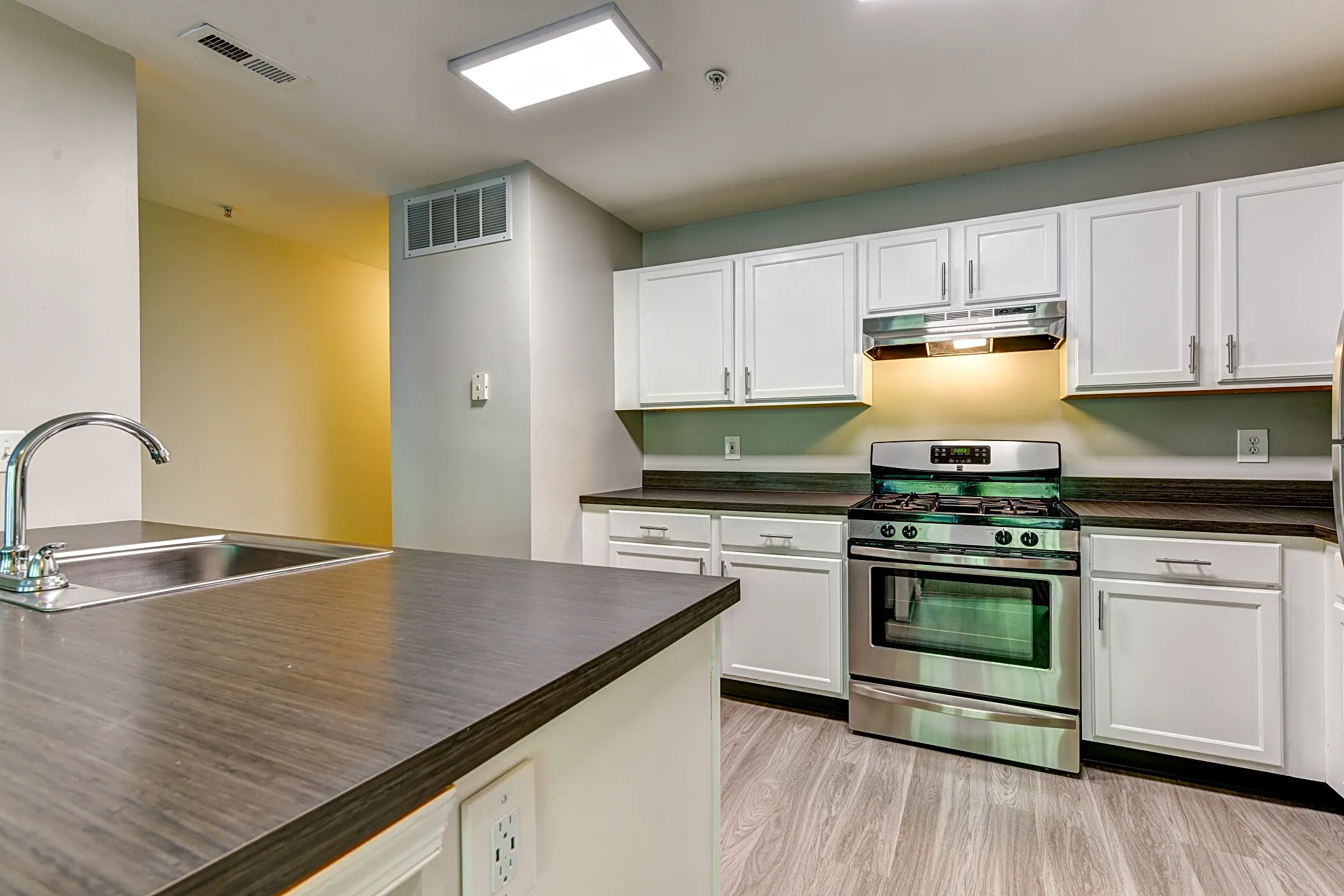 The Austin Apartment Homes Deptford, NJ 08096