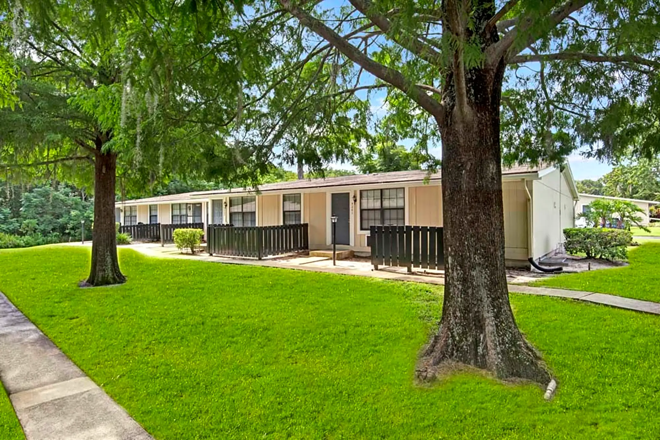 Branchwood Apartments 7785 Branchwood Ln Winter Park, FL Apartments