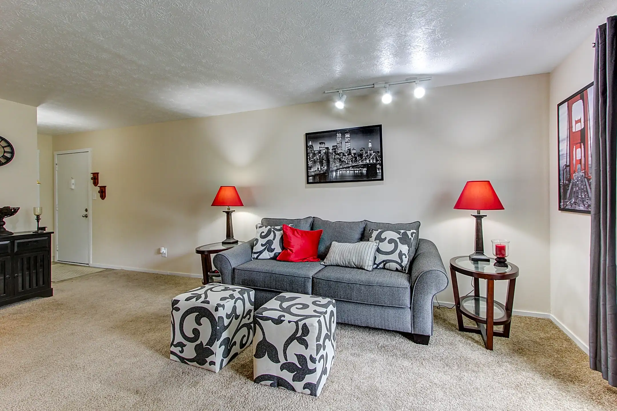 Hilliard Village 3400 Twin Creeks Dr Columbus, OH Apartments for