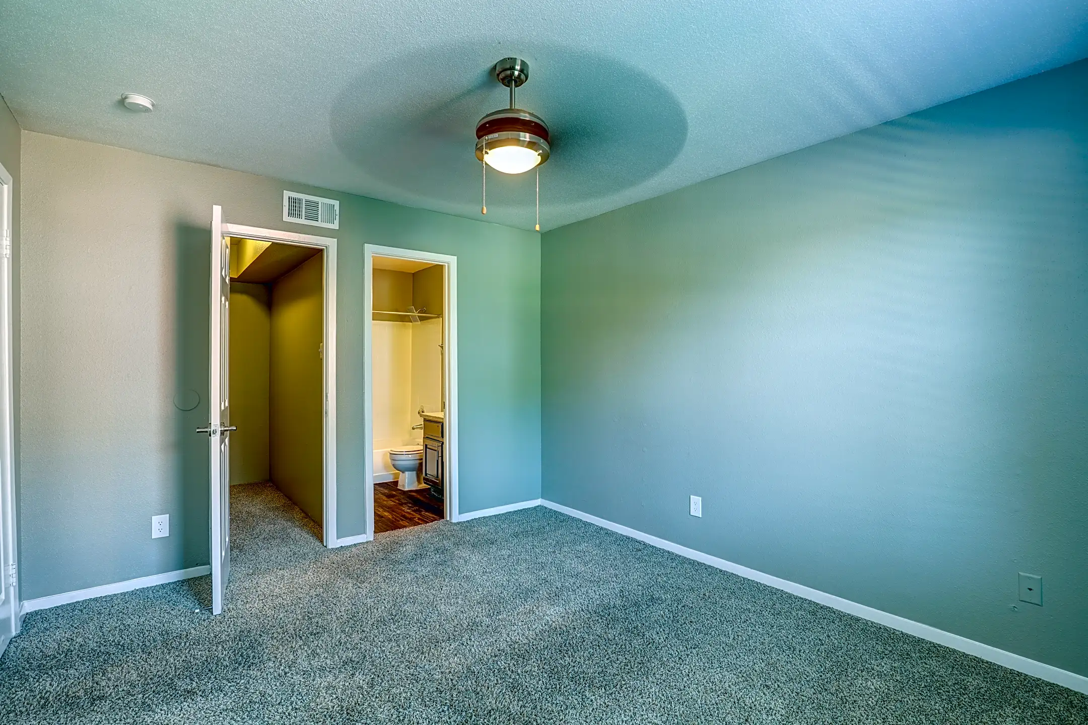 Spring Lake Haltom City, TX 76117