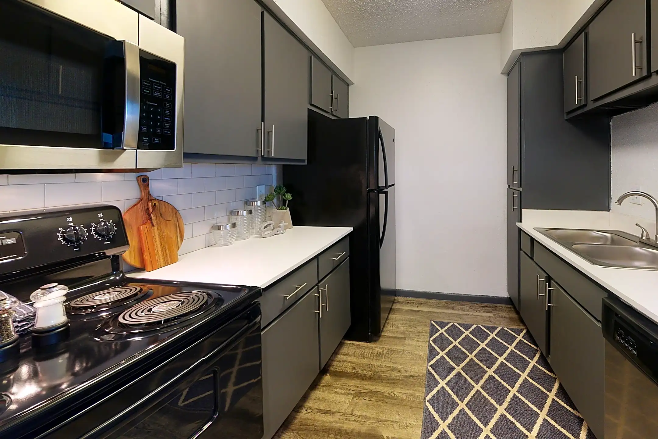 The Everly Dallas, TX 75243