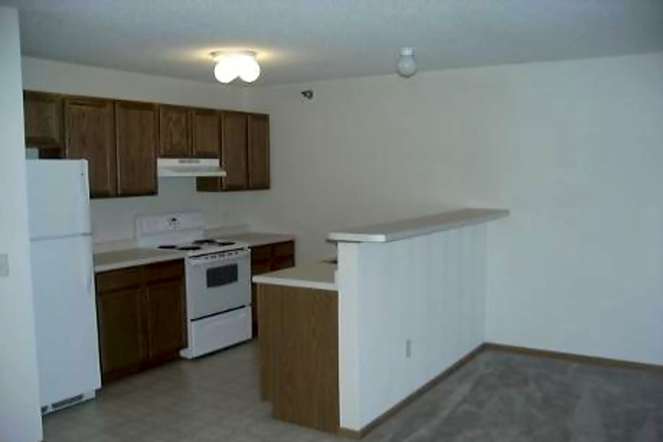 Isanti Village Apartments 200 Heritage Boulevard Northeast Isanti