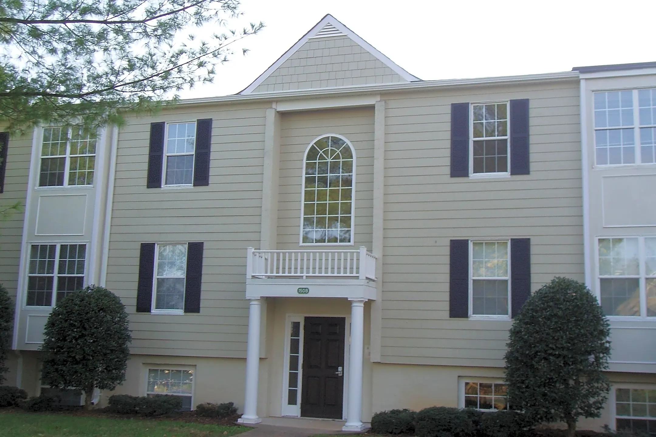 1508 Villa Ter F Condos Charlottesville, VA 22903