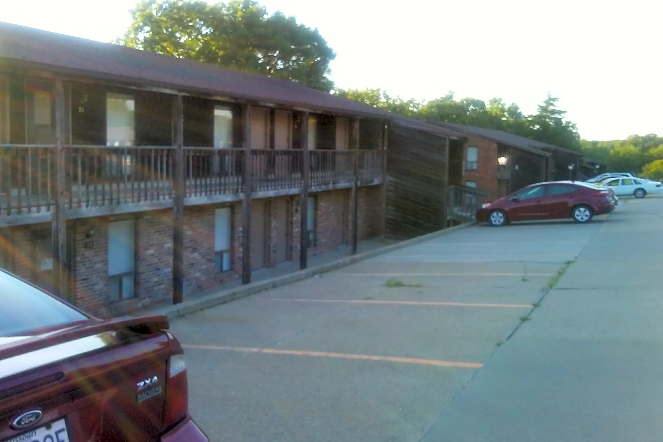 Lakeside Apartments Jefferson City Missouri