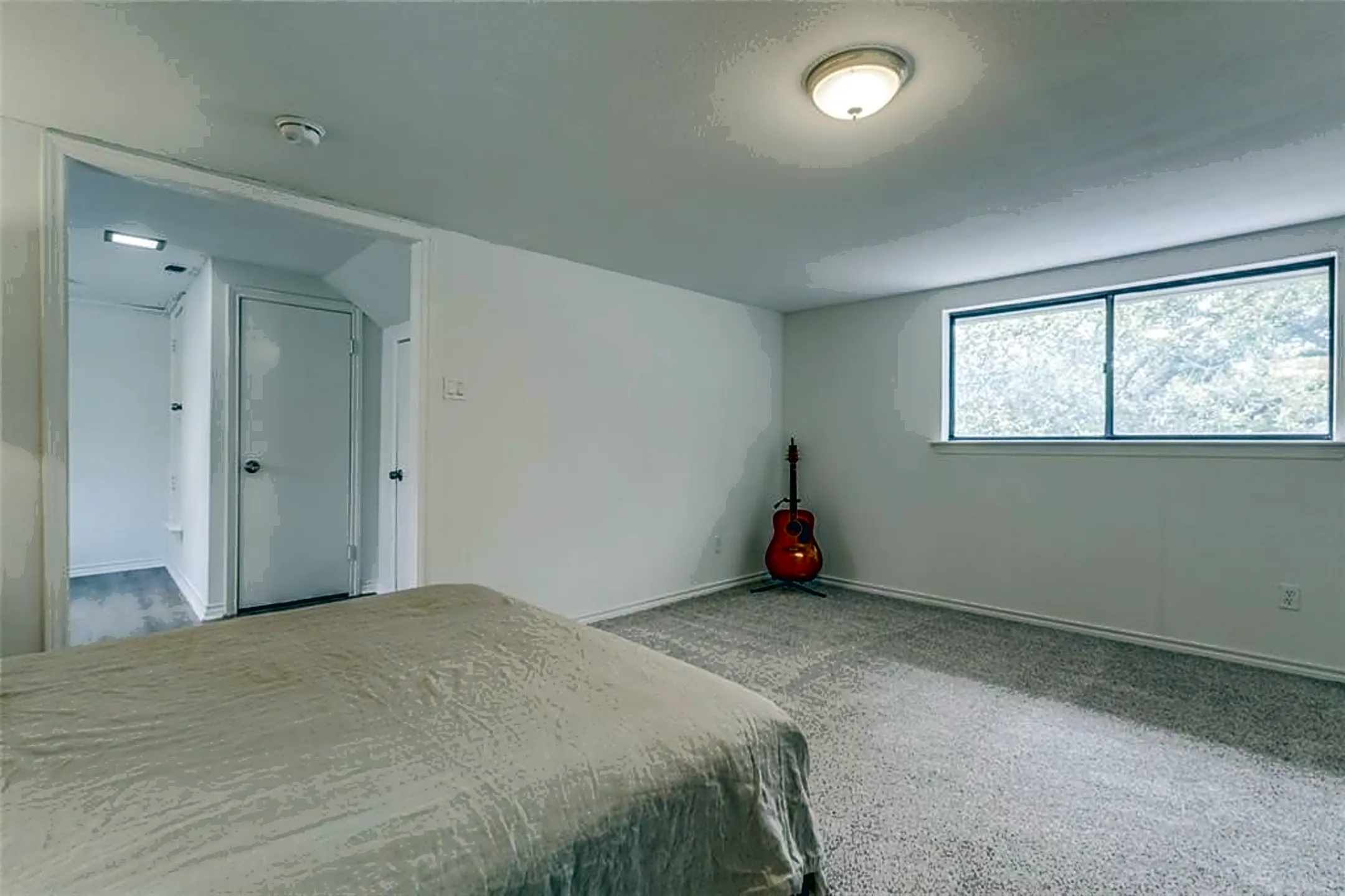 Bedroom - 13411 Charcoal Ln - Farmers Branch, TX