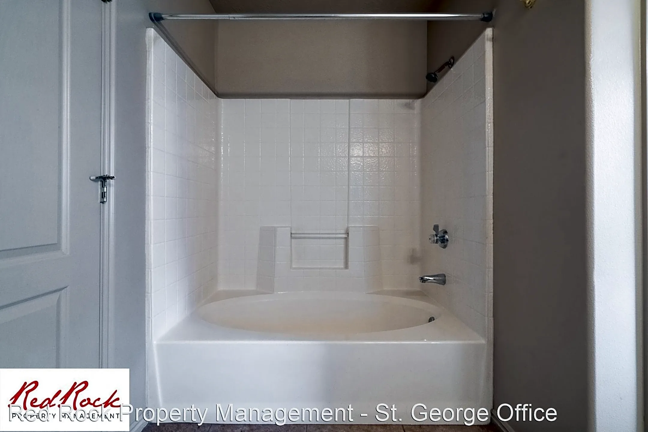 Bathroom - 1178 E 300 S - Saint George, UT