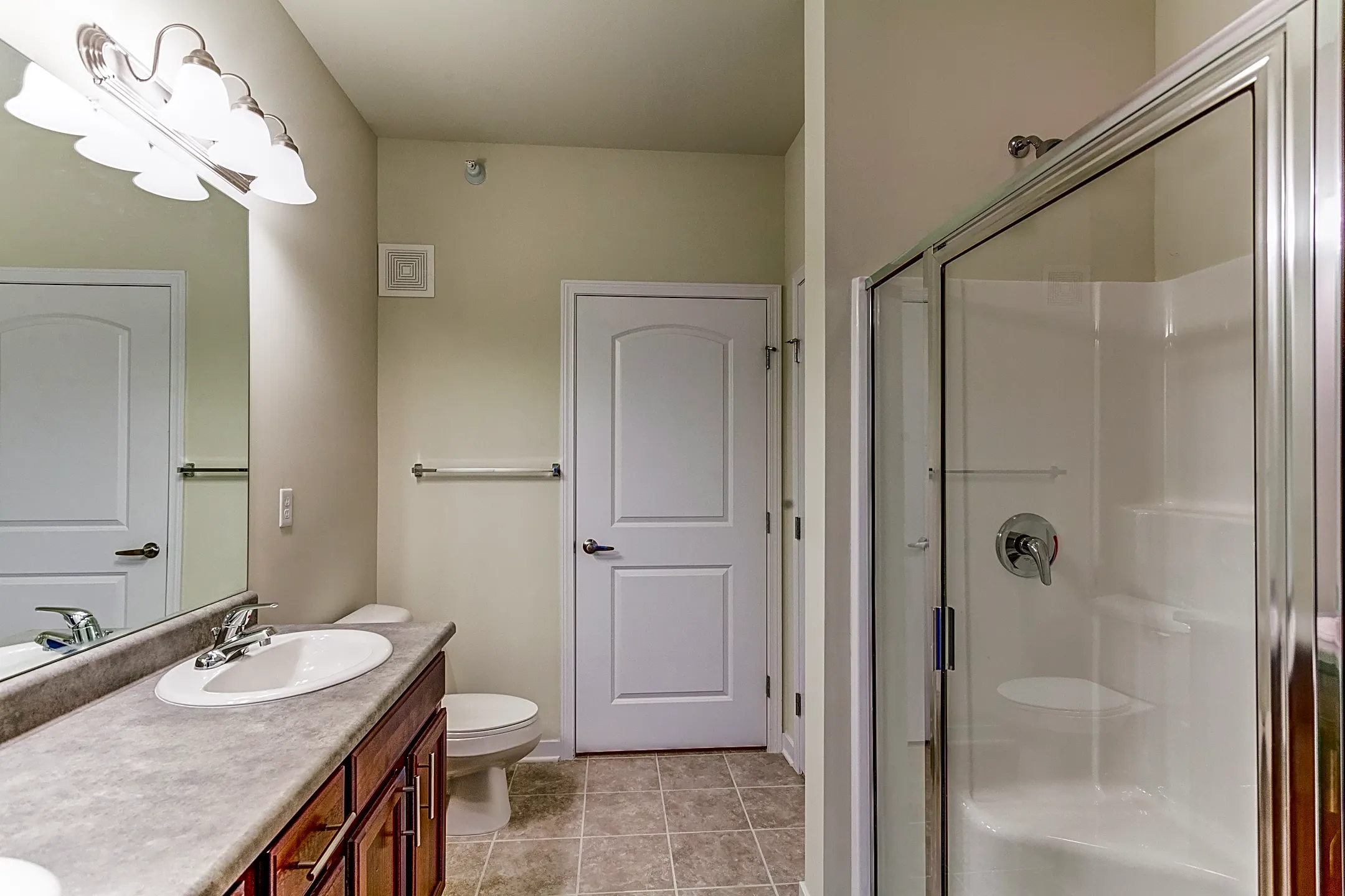 Sierra Ridge Apartments 2004 Sierra Commons Rd Dickinson, ND