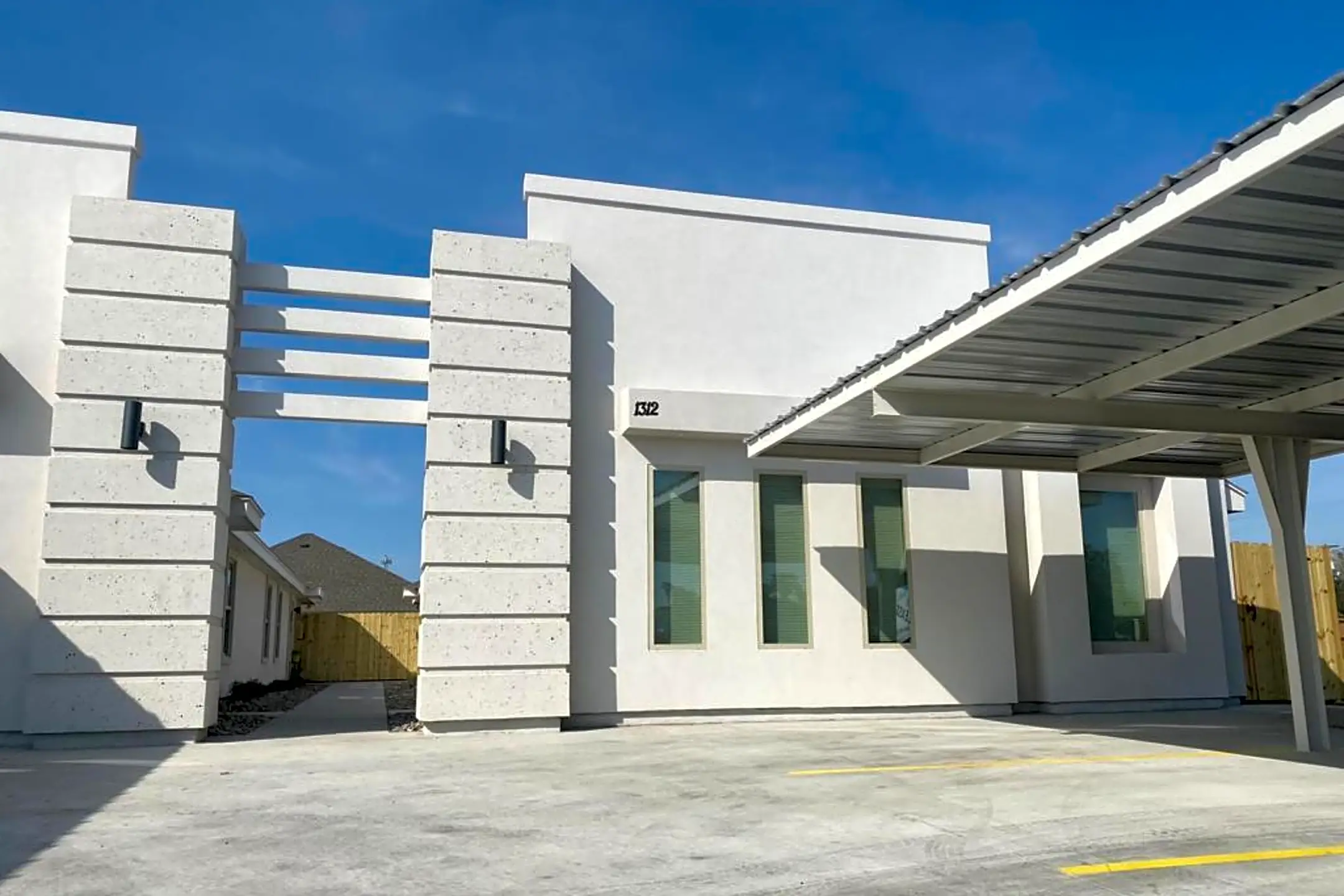 1416 Alta Vis Dr 1416 Alta Vis Dr unit 2 Weslaco, TX Houses for