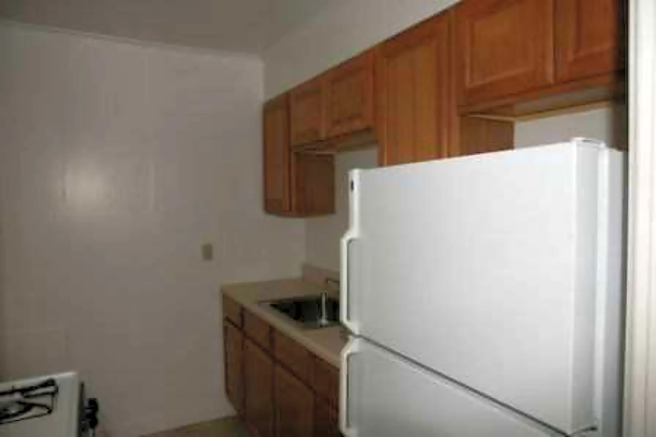 Bay Colony Apartments For Rent