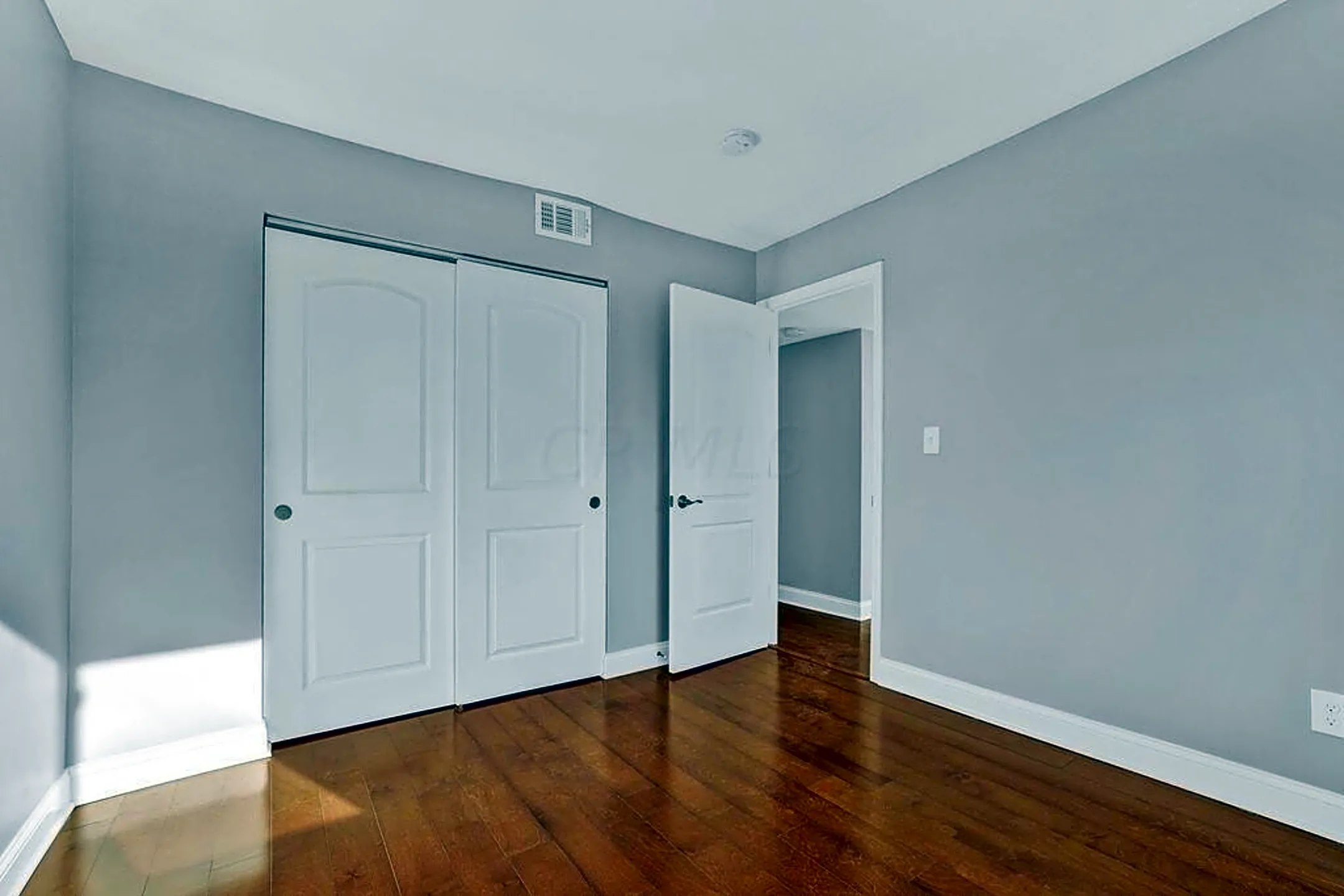 Bedroom - 1580 E Mound St - Columbus, OH