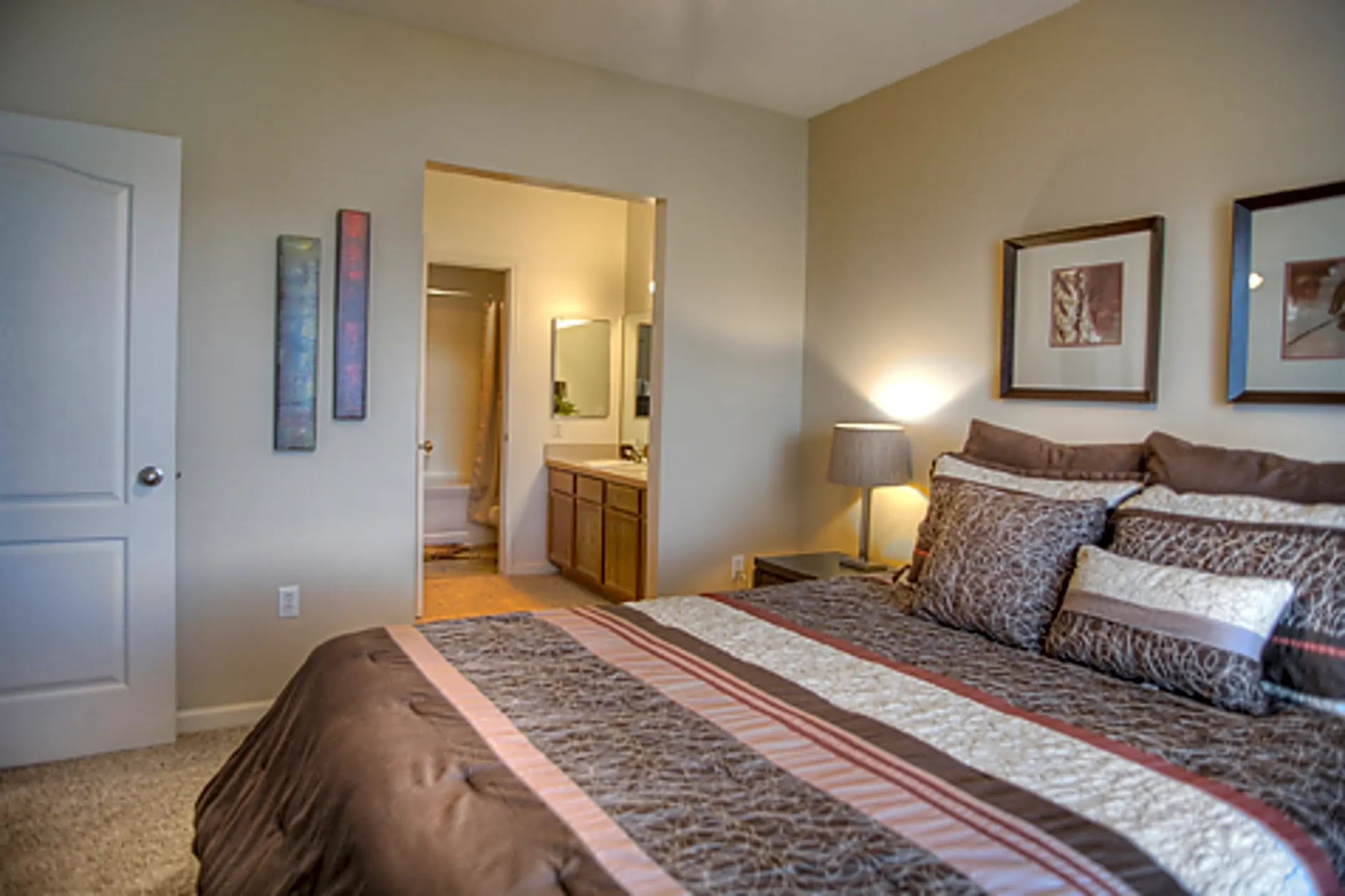 The Larimore 13302 Larimore Ave Omaha, NE Apartments for Rent Rent.