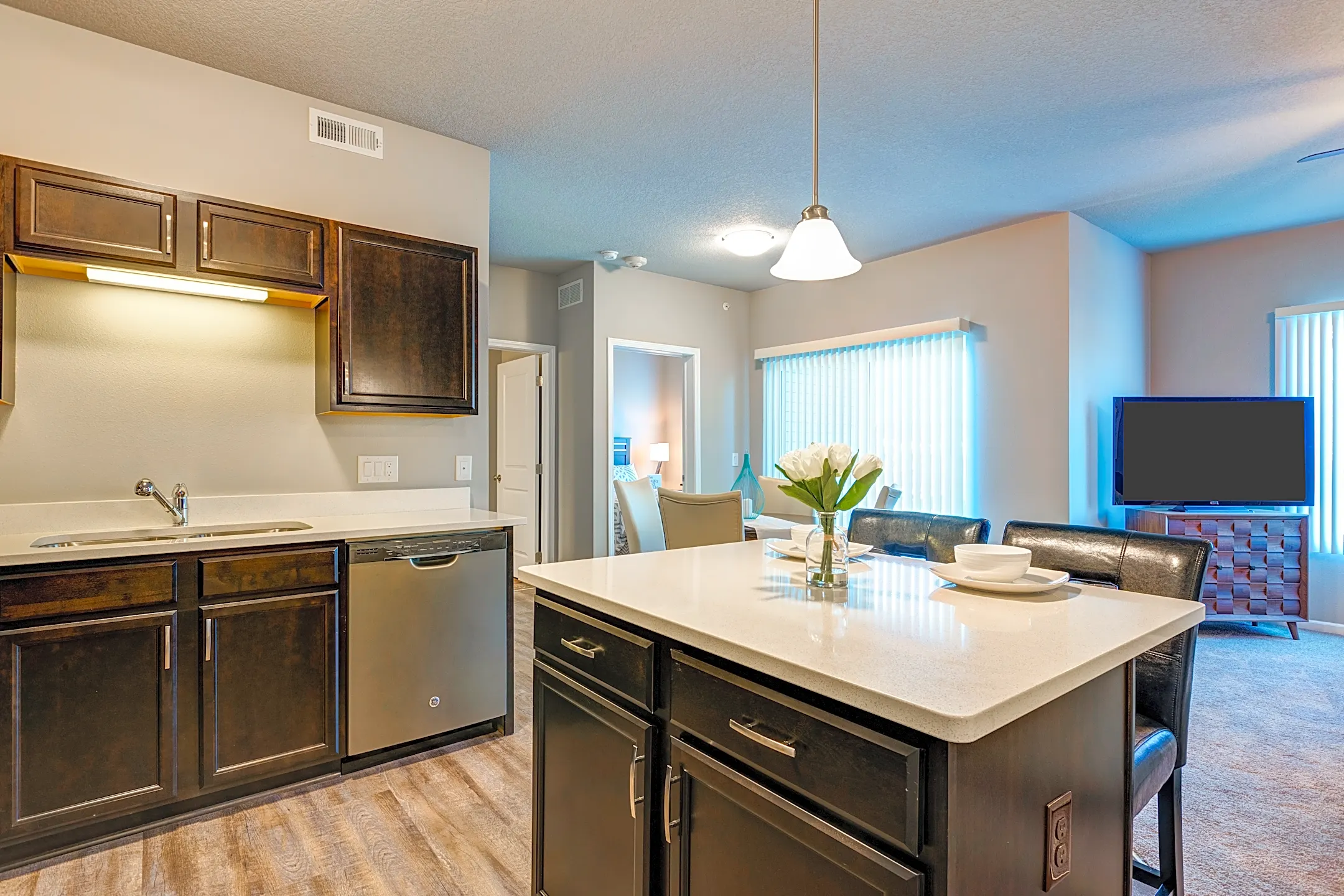 Alice Patricia Apartments 720 NE Alices Rd Waukee, IA Apartments