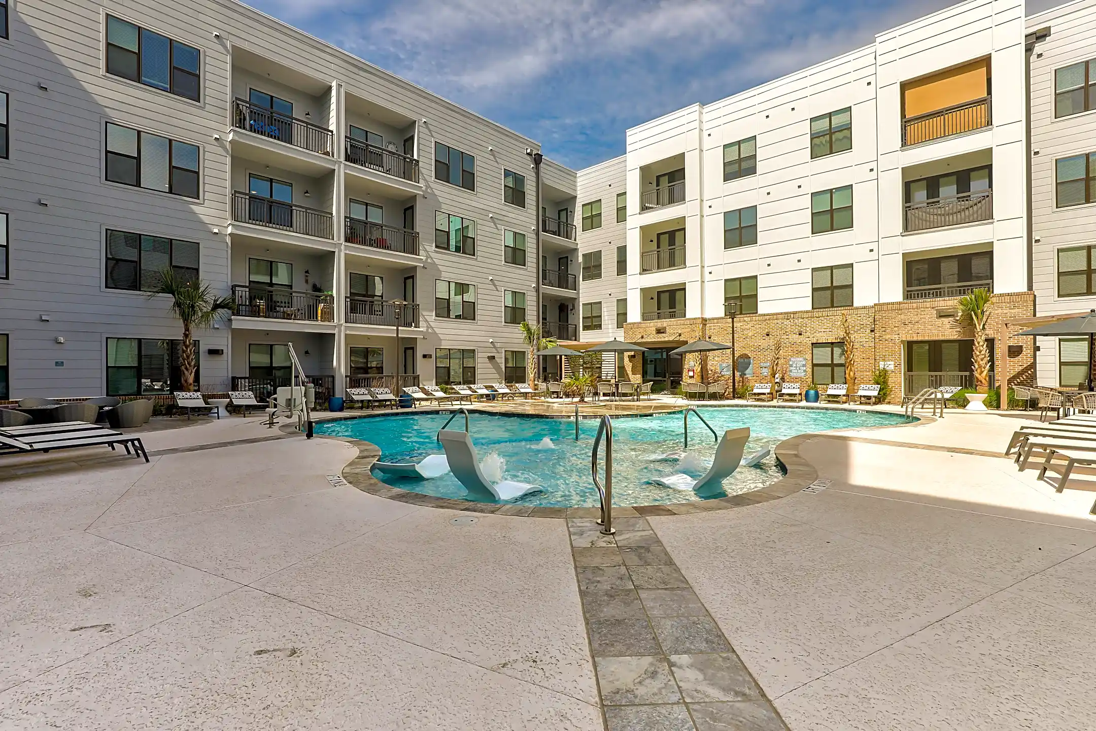 Flats on Front Wilmington, NC 28401