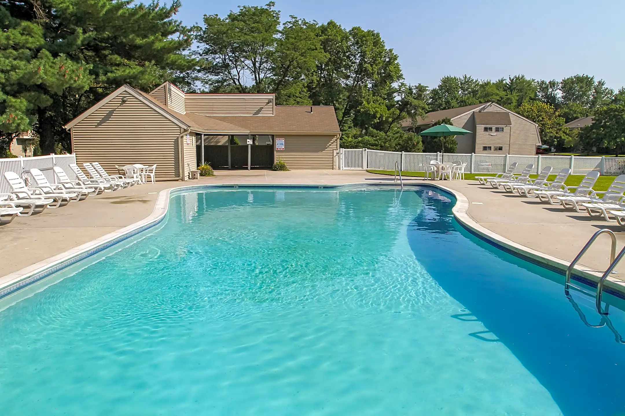 Woodgate Apartments Enfield, CT 06082