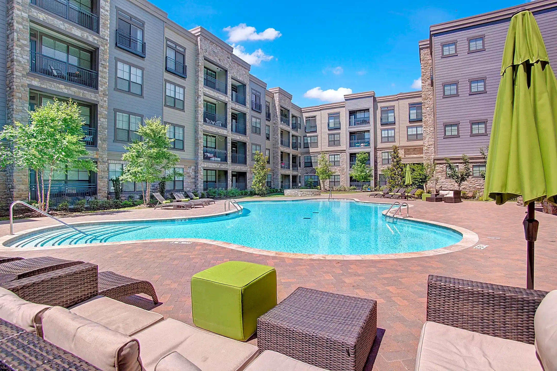 Enclave At Brookside 1414 E 39th St Tulsa, OK Apartments for Rent