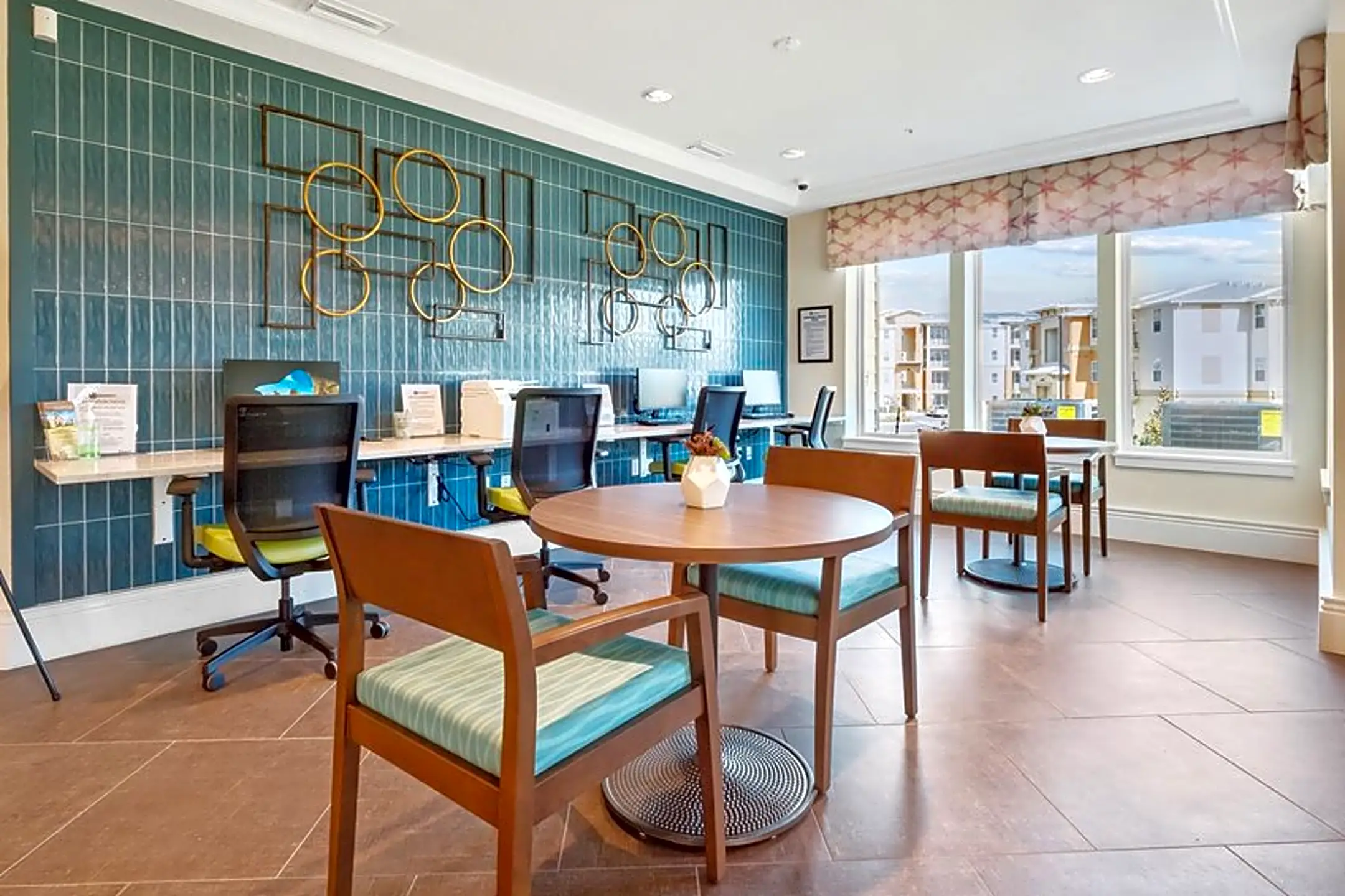 Clyde Morris Landings Apartment Homes 1381 N. Clyde Morris Blvd