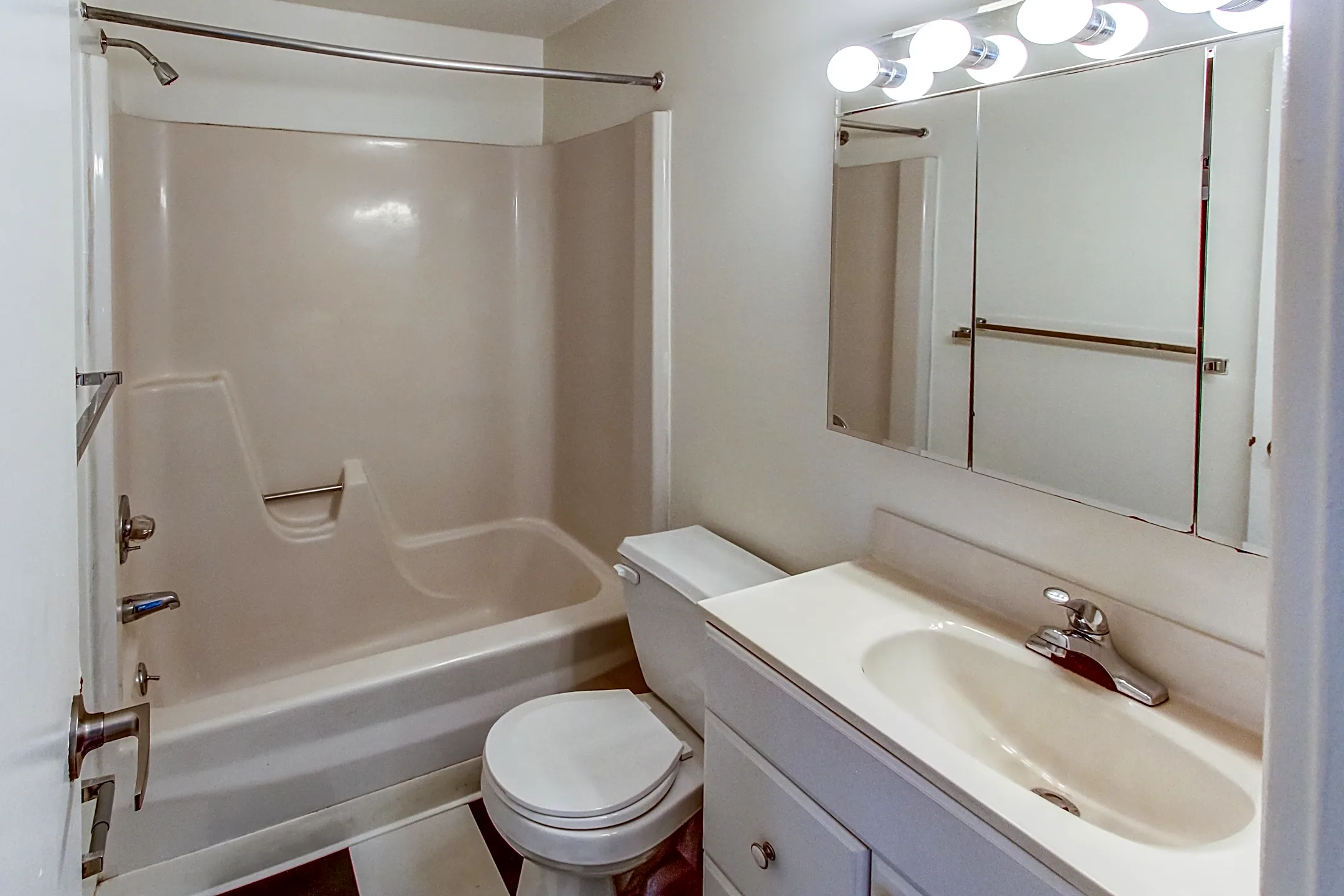 Fairway New Britain, CT 06053