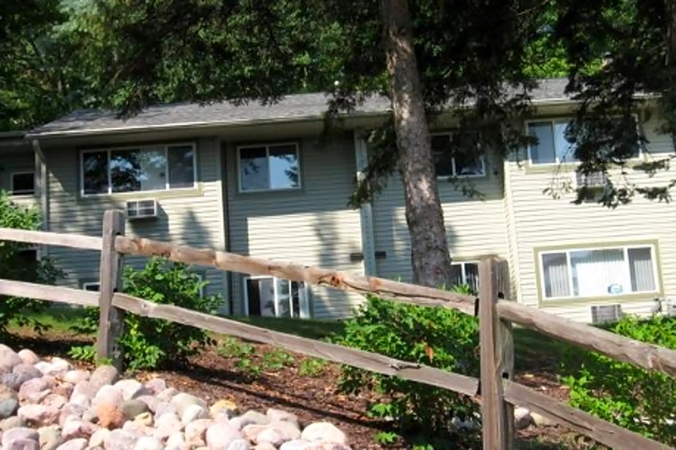 Bayview Terrace City Apartments Apartments Sturgeon Bay, WI 54235
