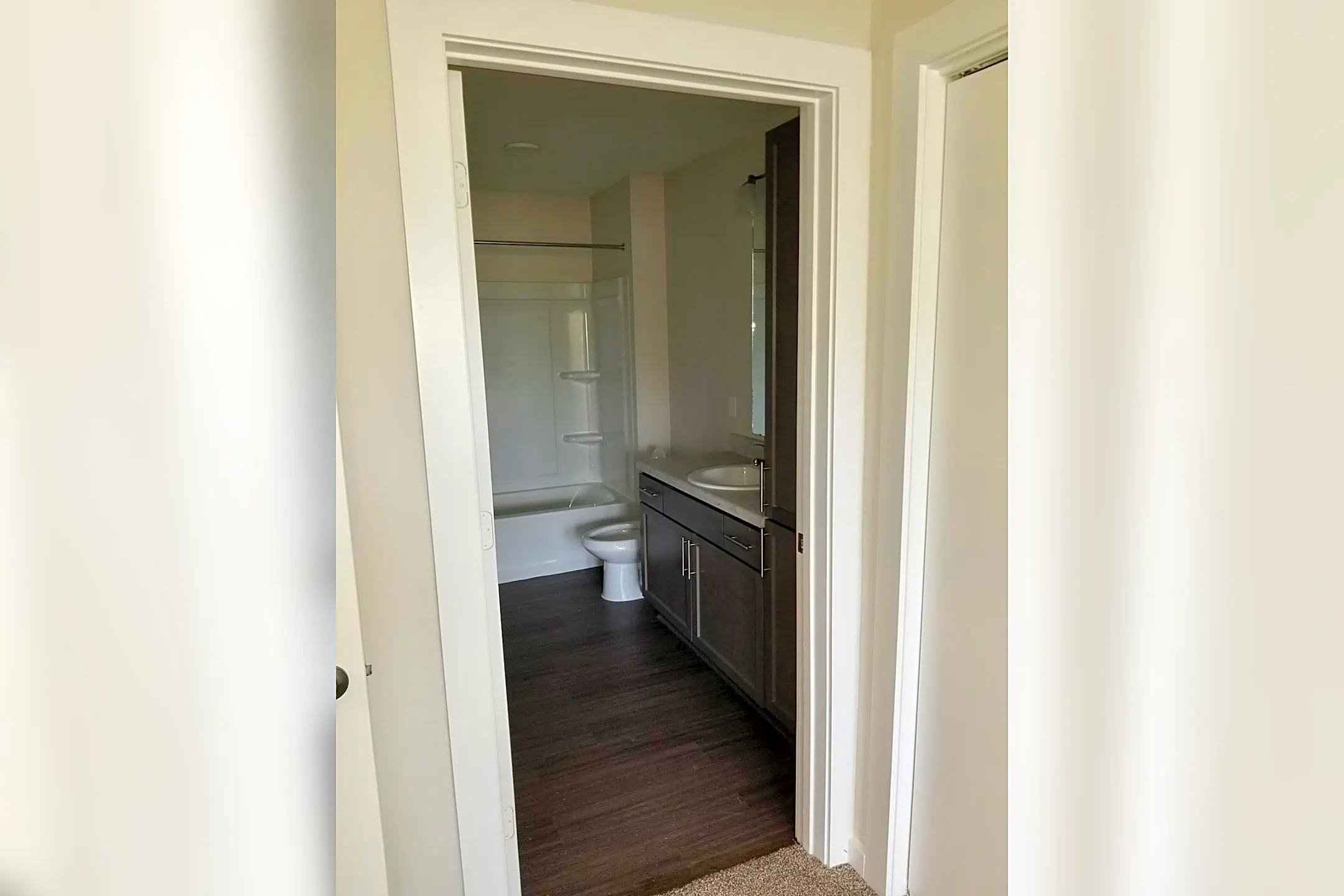 Miramonte Apartments and Homes Stafford, TX 77477