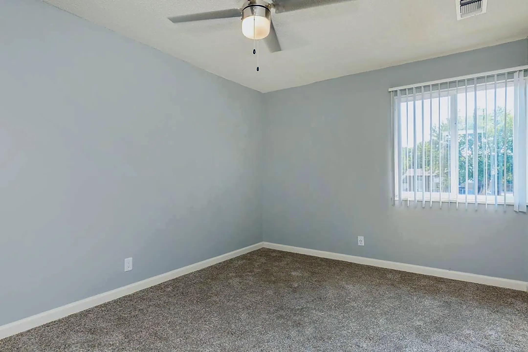 Eagleview Apartments 1803 Prairie Rd Colorado Springs, CO