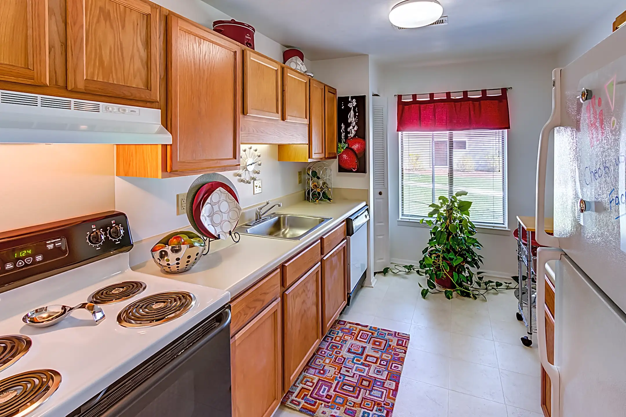 Honeywood Apartment Homes Roanoke, VA 24018