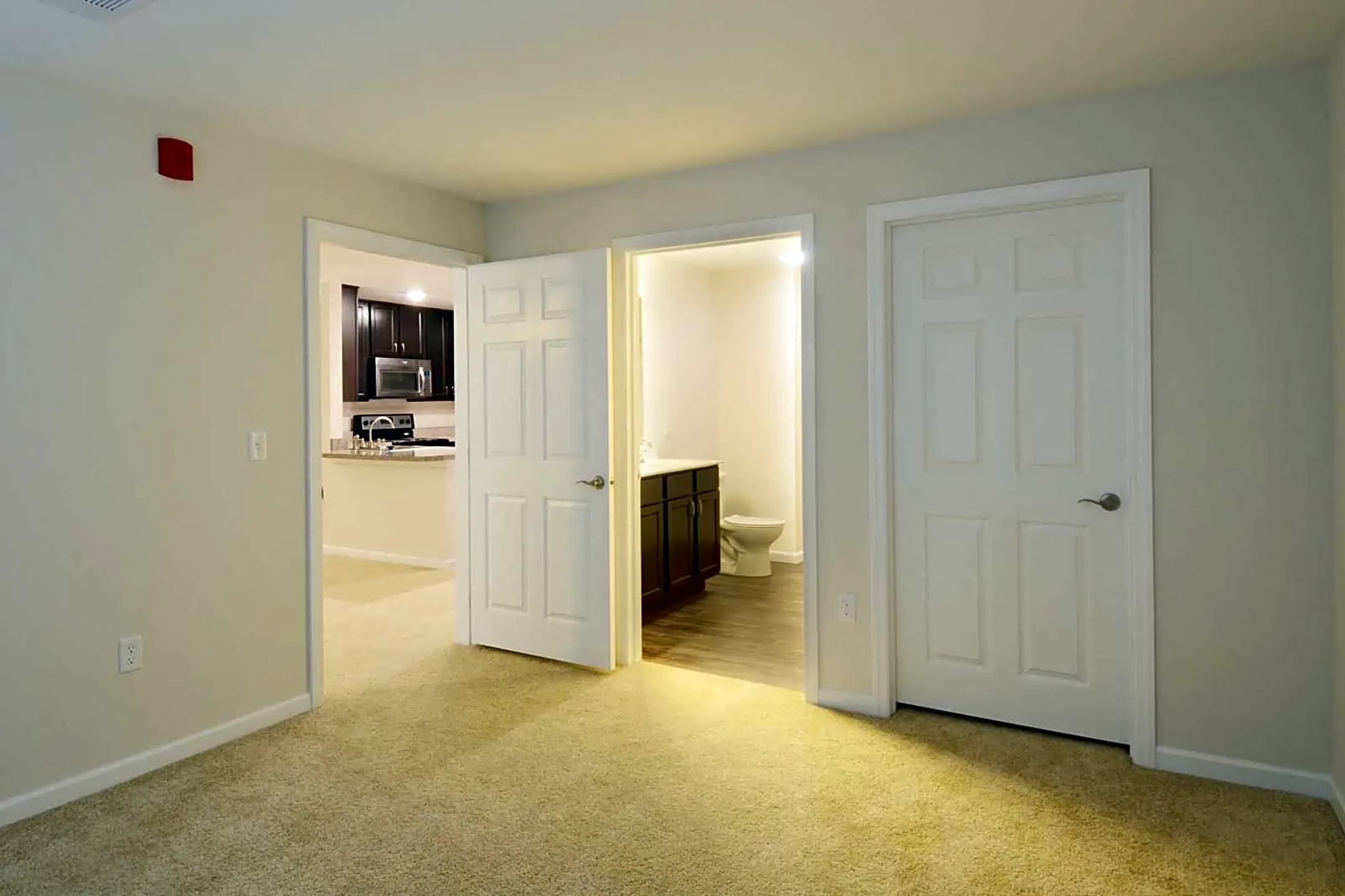 Bedroom - Highland Hills - Cumberland, RI