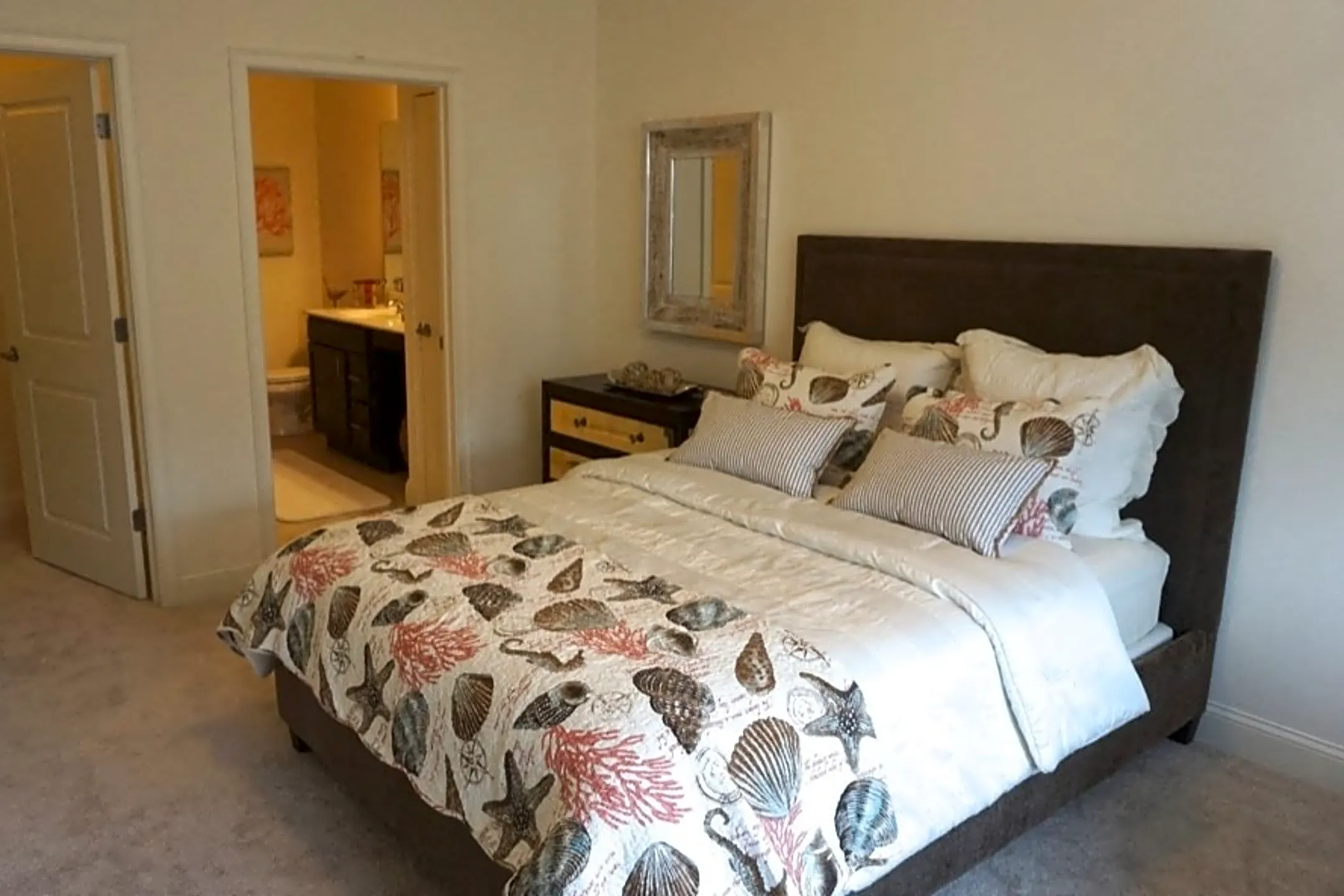 Parkside Village 1 Winslowe Drive Albany, NY Apartments for Rent