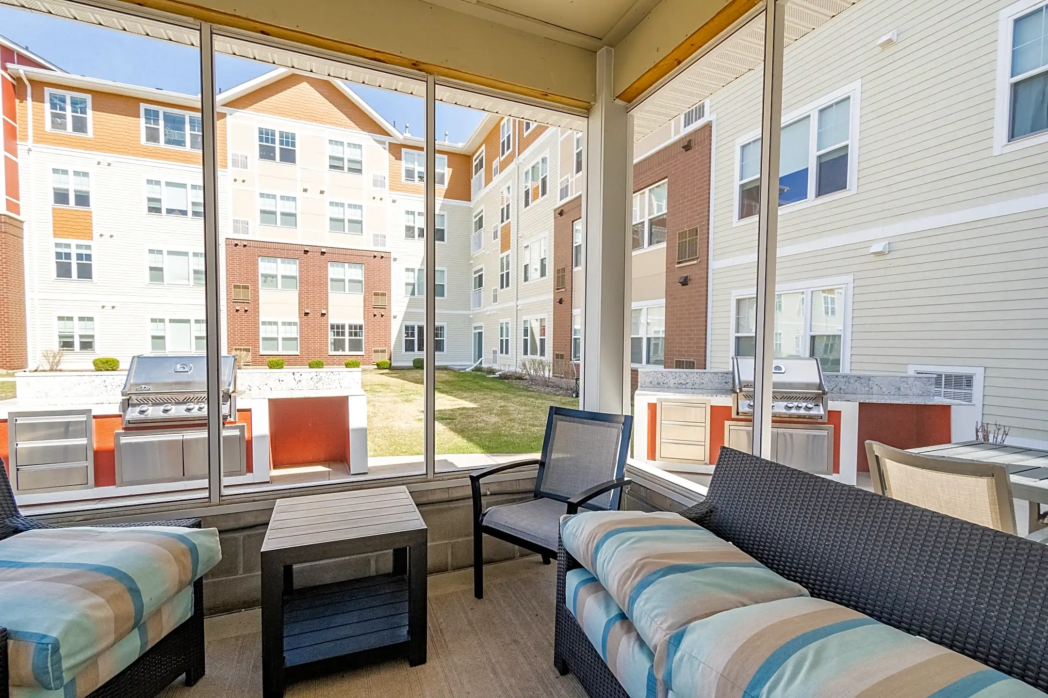 The Winslow 1631 Marthaler Ln West Saint Paul, MN Apartments for