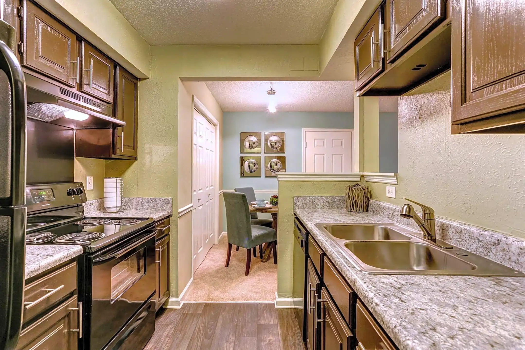 Williamsburg 1 Williamsburg Dr Hendersonville, TN Apartments for