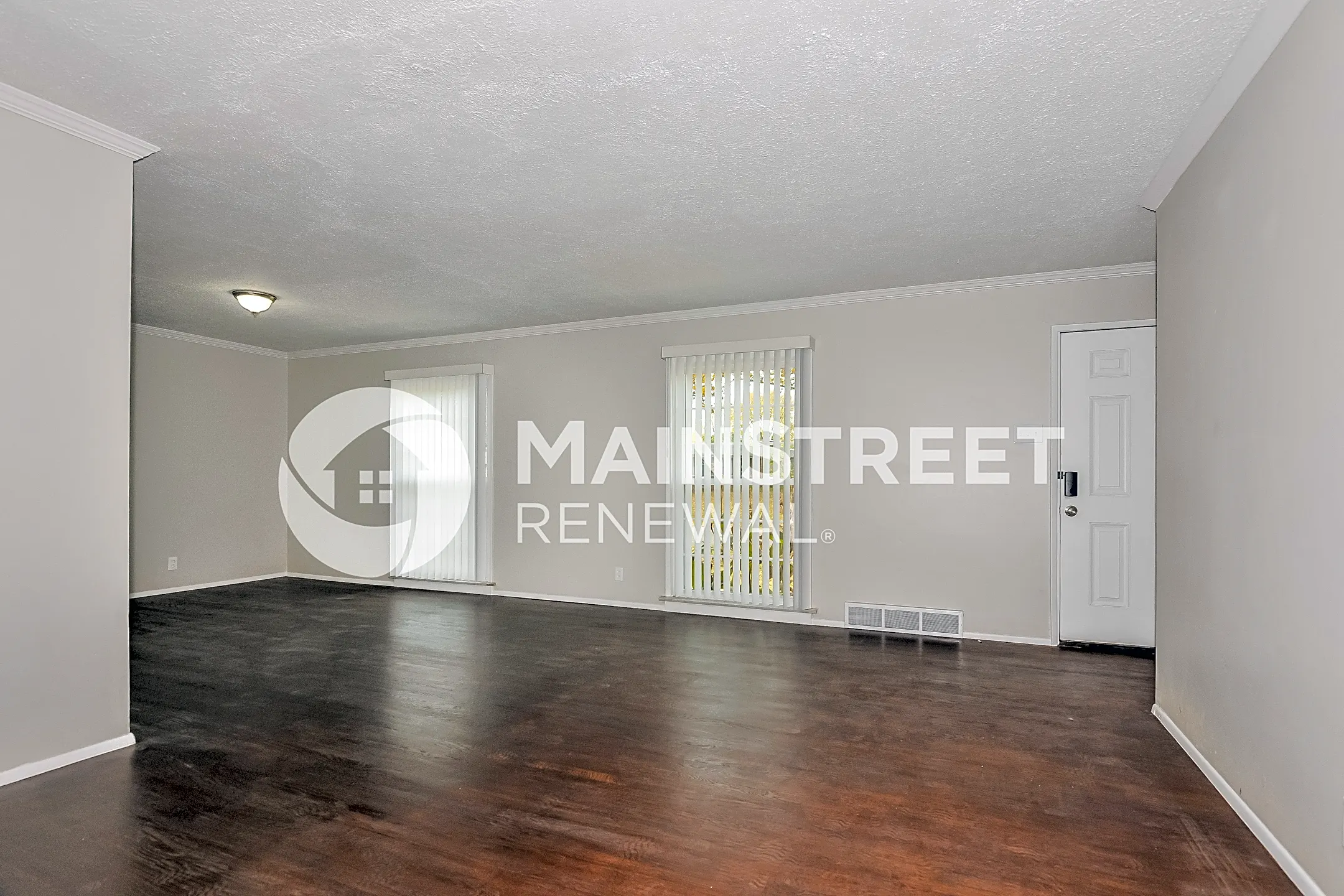 Living Room - 1400 Burning Tree Dr - Florissant, MO