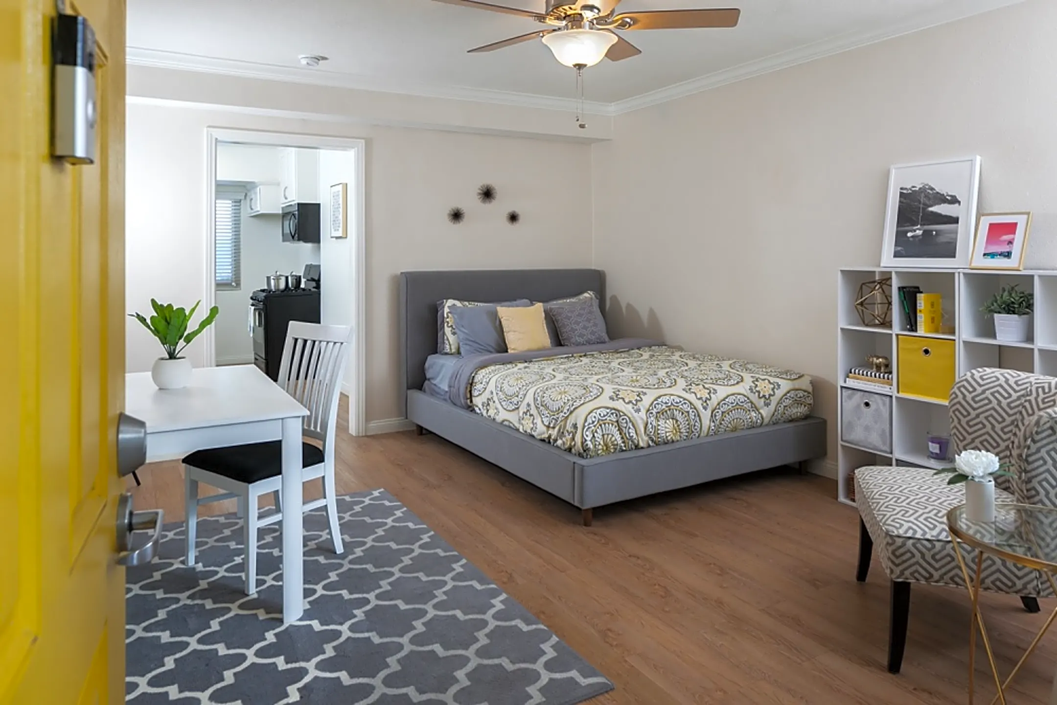 Bedroom - California Palms Apartments - Santa Ana, CA